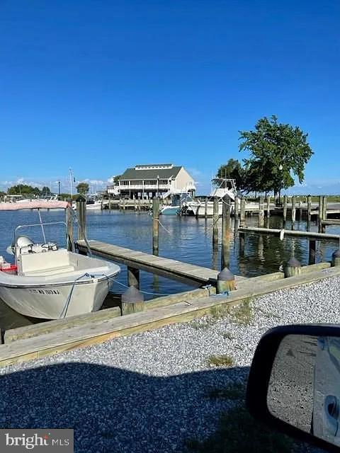 CEDARHURST ON THE BAY - Residential