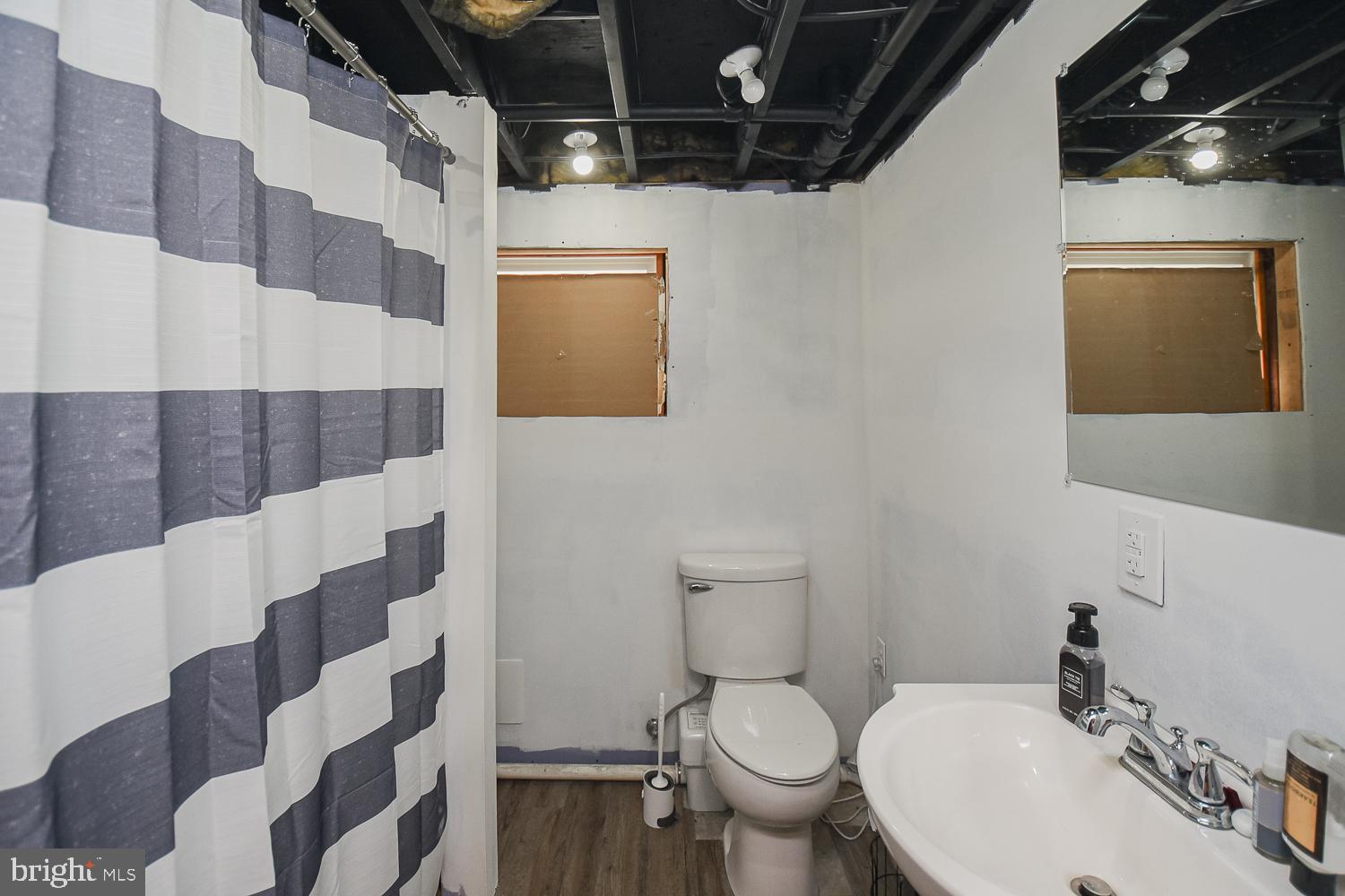 VALLEY VIEW - Residential