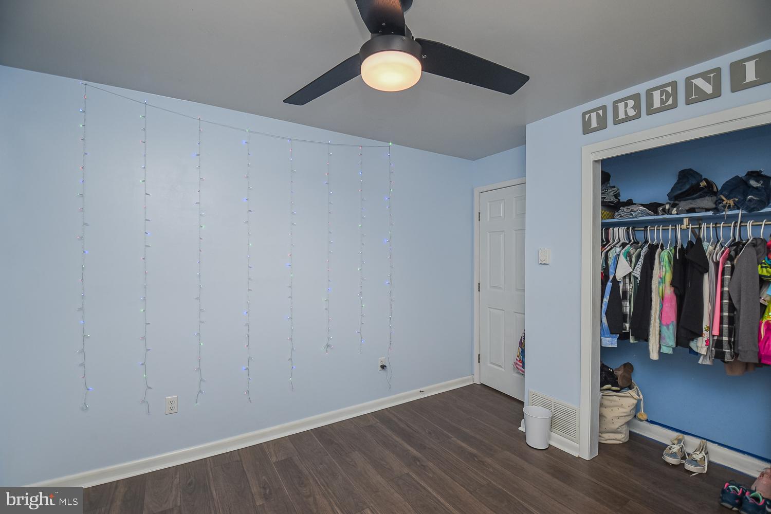 VALLEY VIEW - Residential