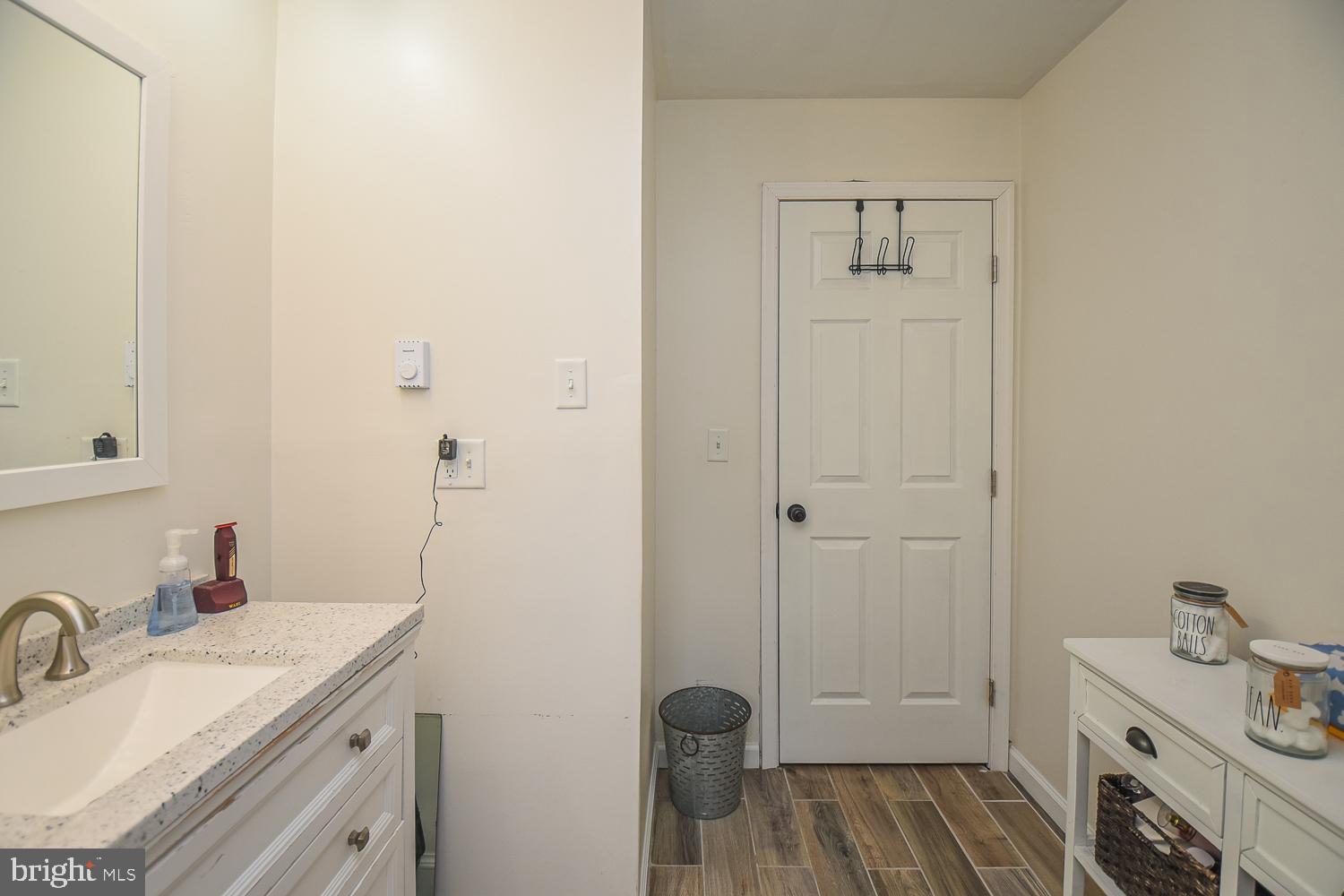 VALLEY VIEW - Residential