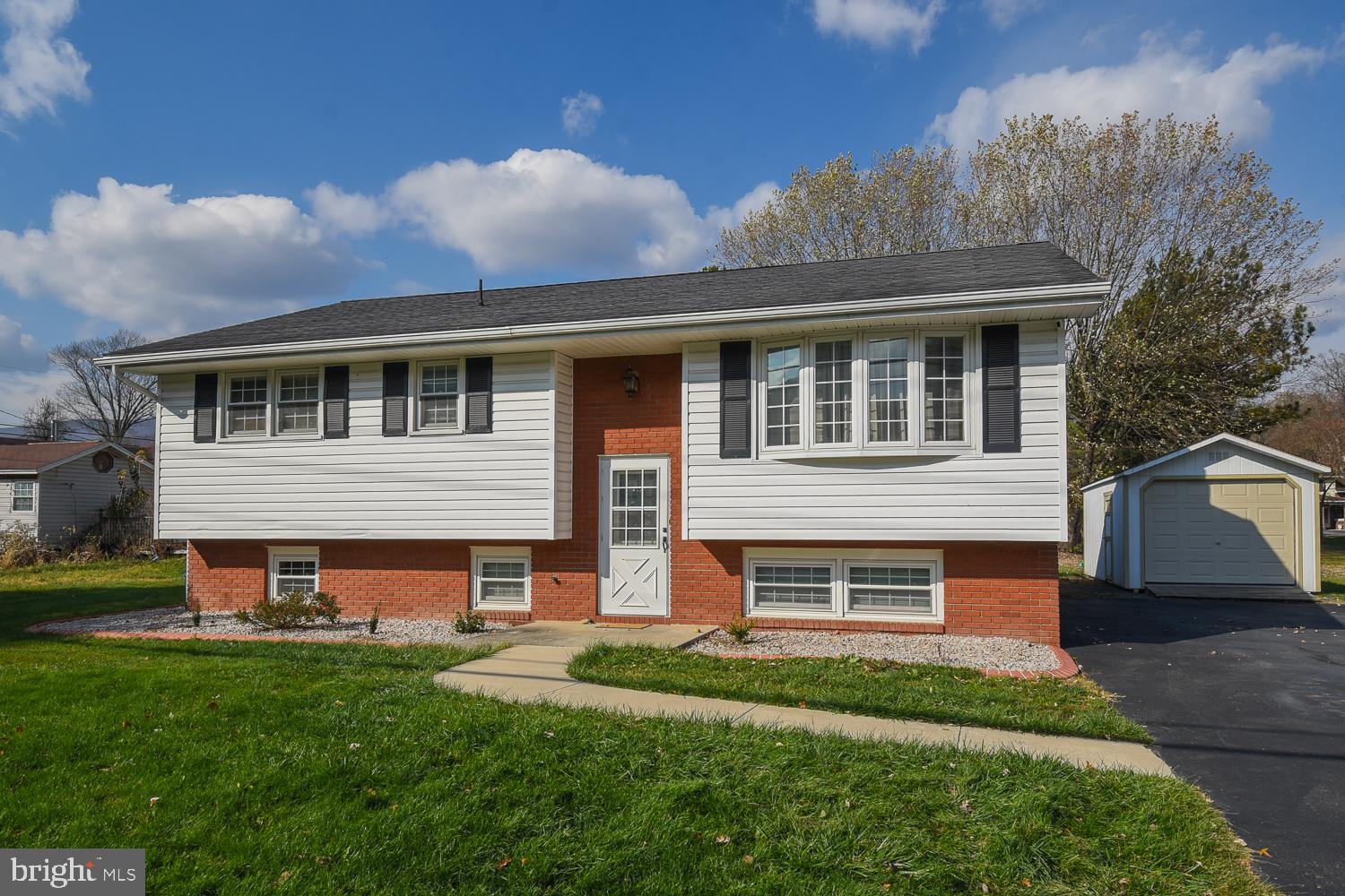 VALLEY VIEW - Residential