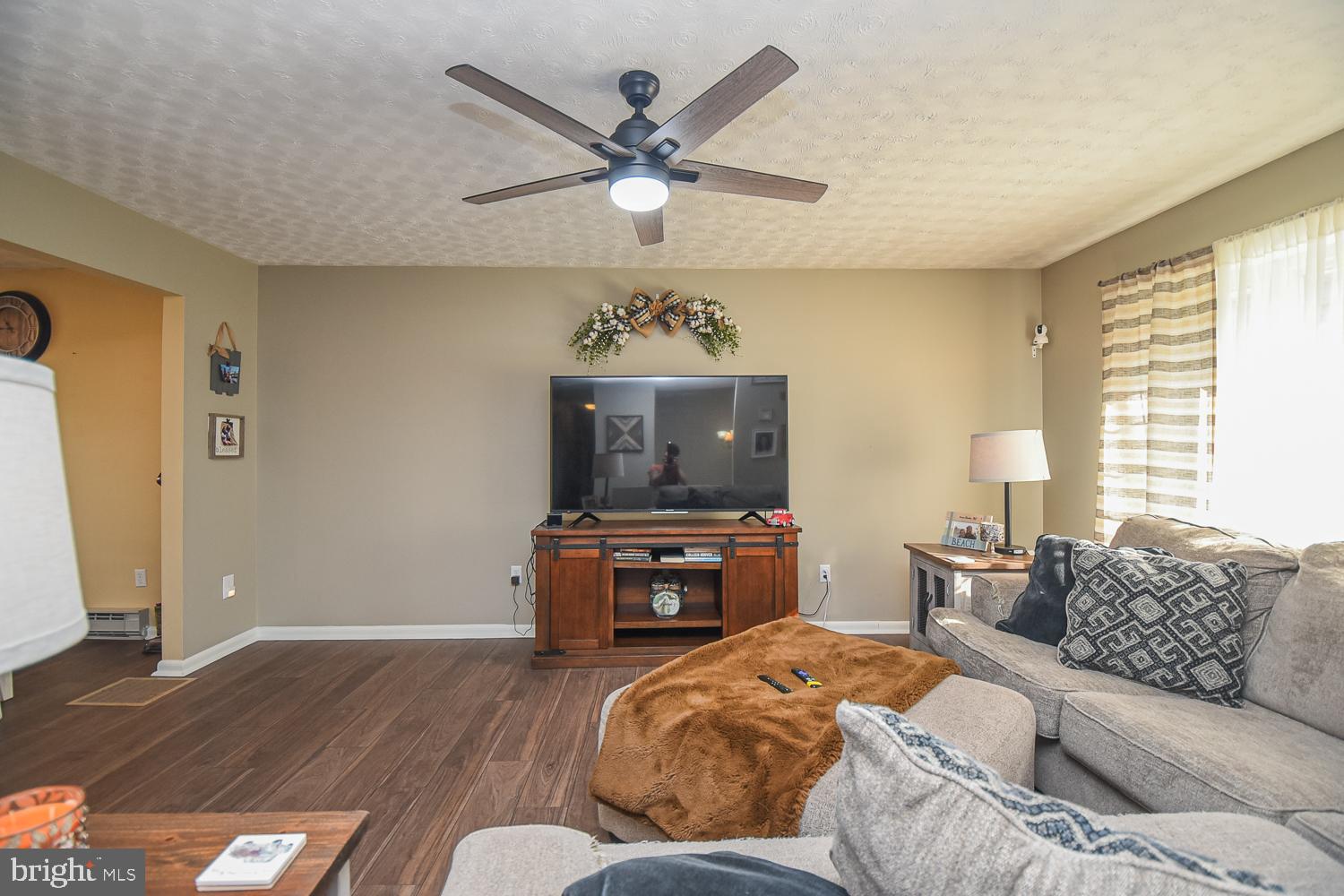 VALLEY VIEW - Residential