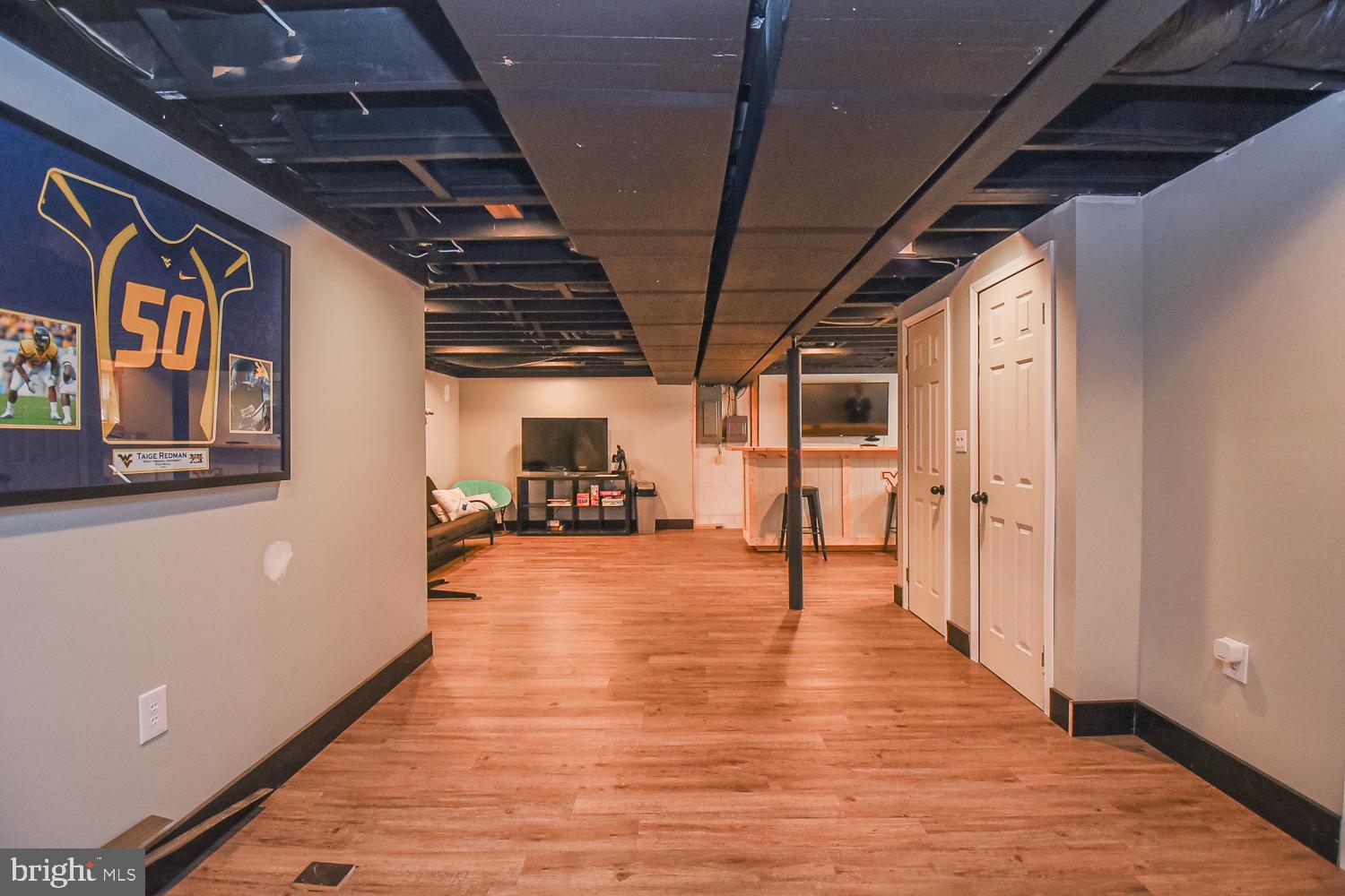 VALLEY VIEW - Residential