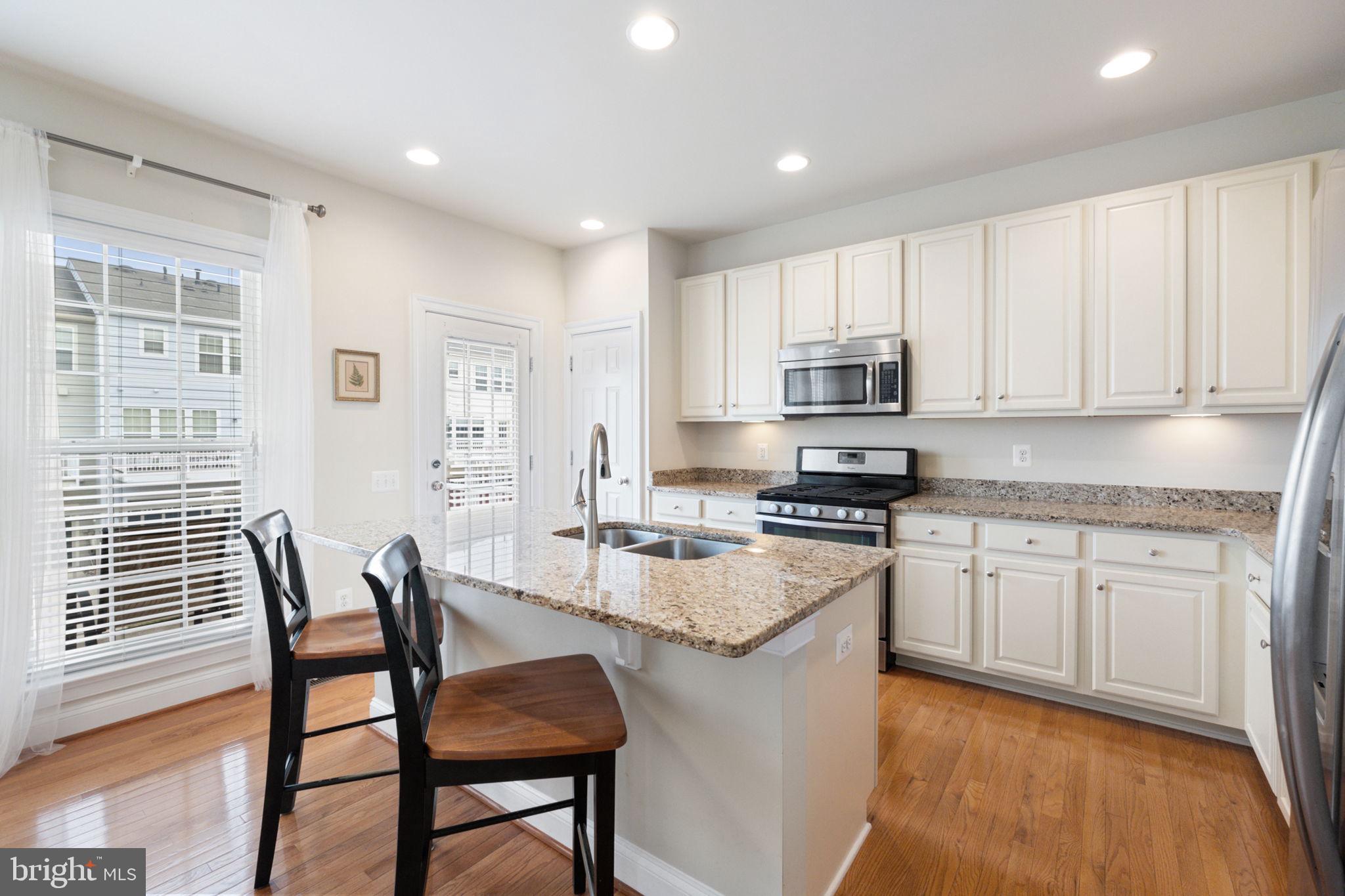 OAKLAWN - Residential