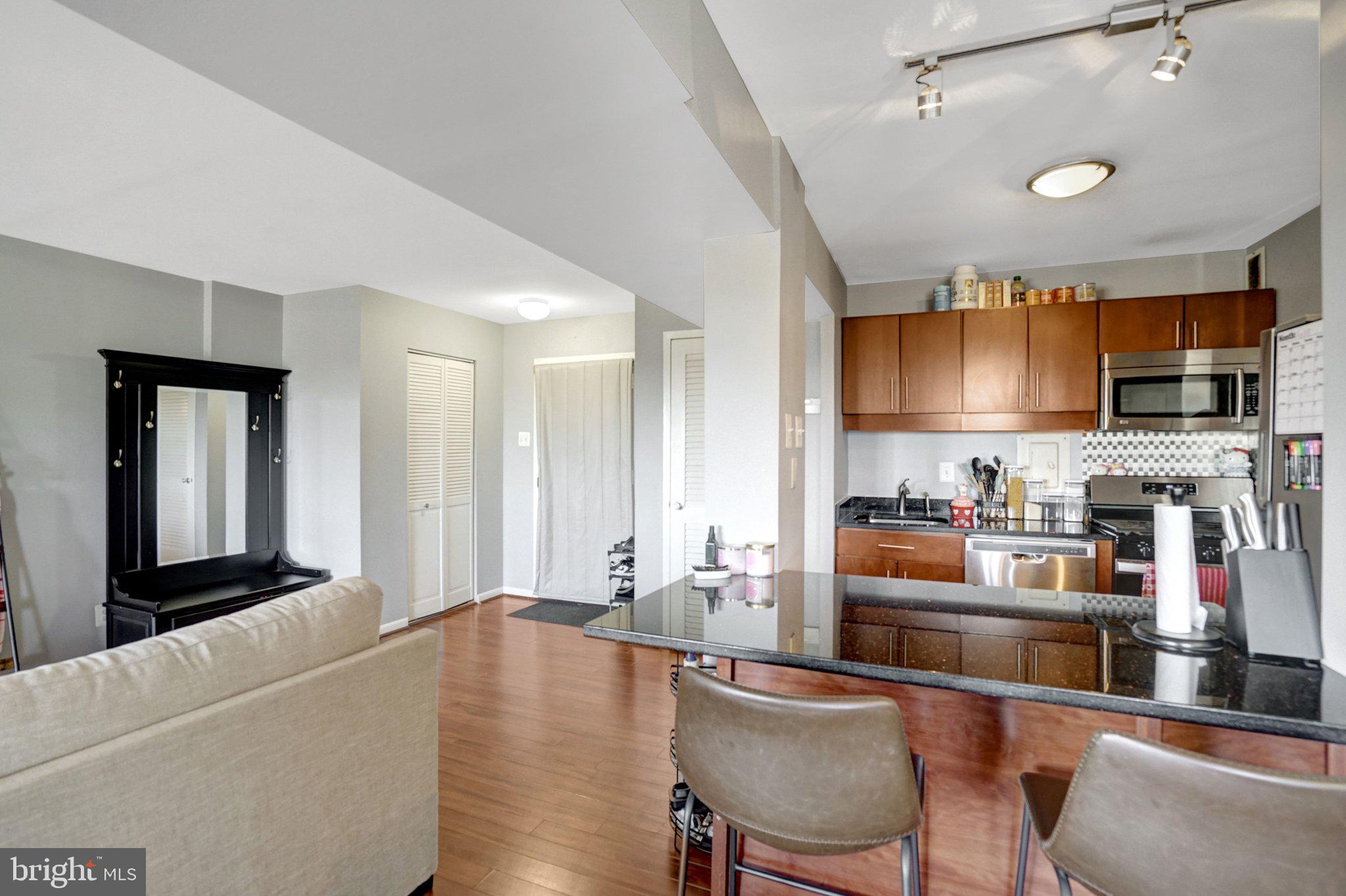 PAVILION ON THE PARK - Residential