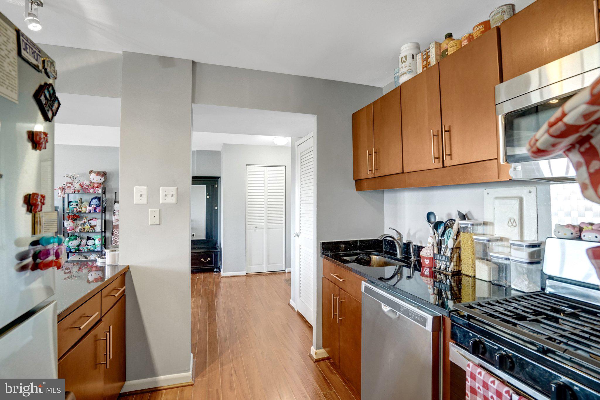 PAVILION ON THE PARK - Residential