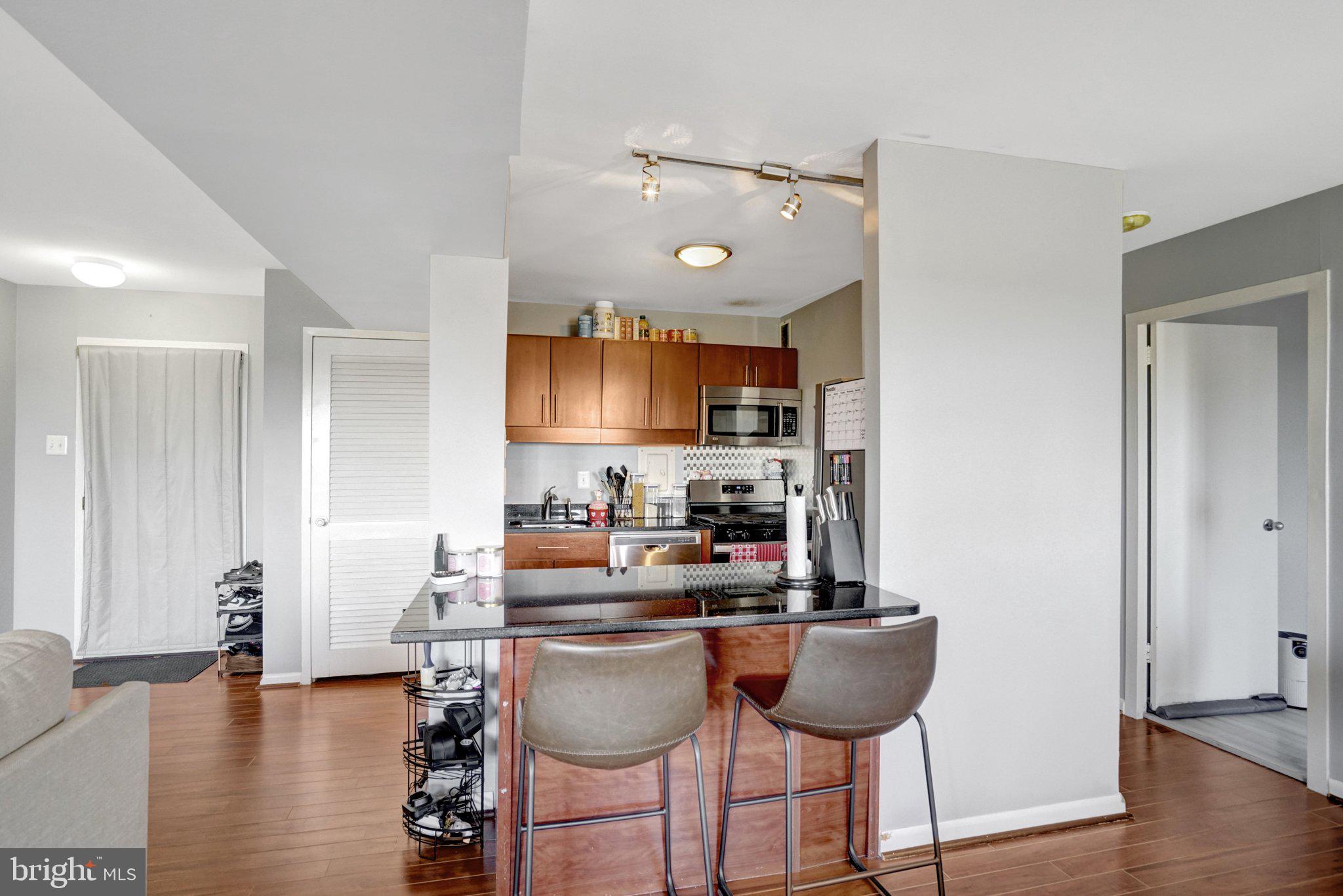 PAVILION ON THE PARK - Residential