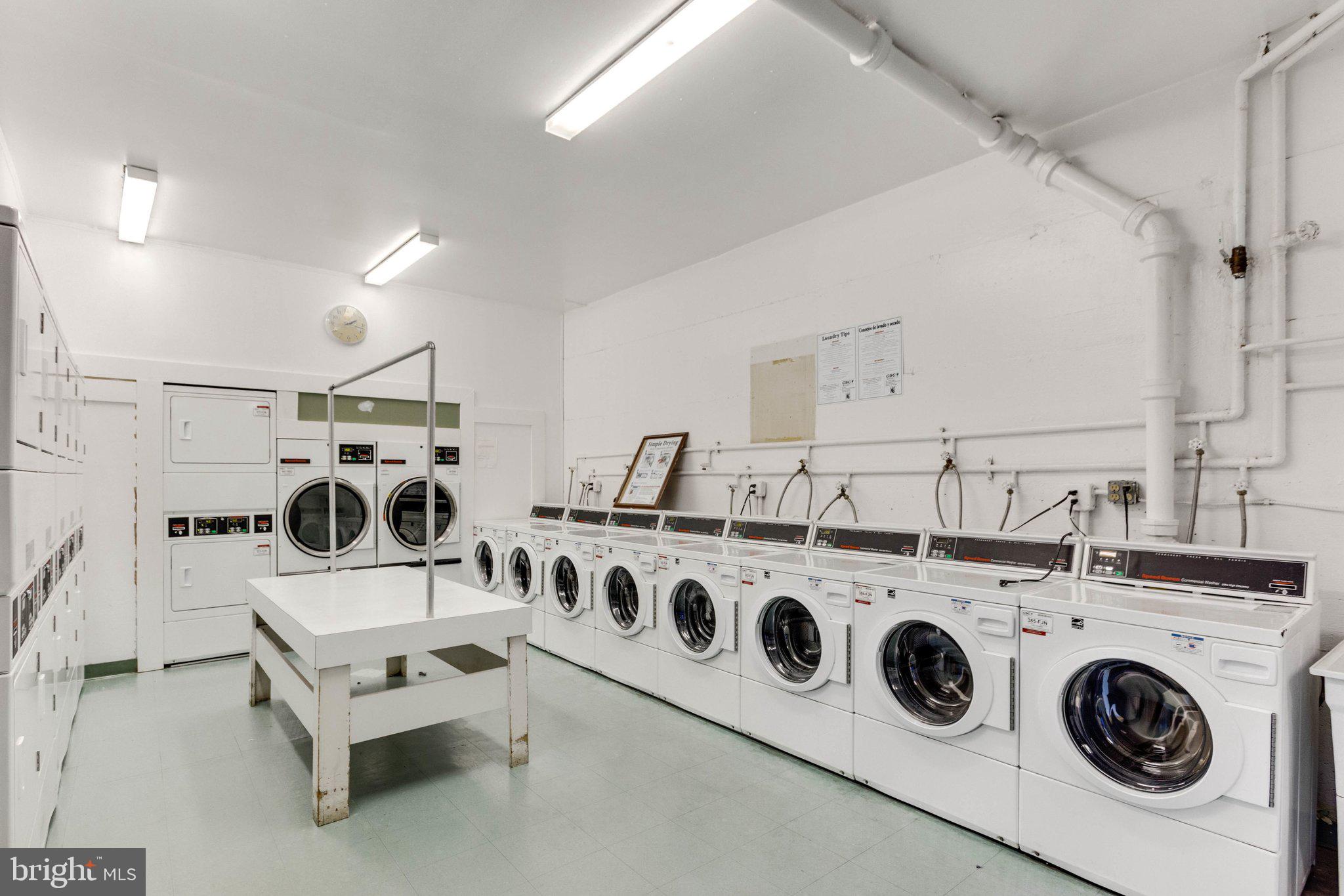 PAVILION ON THE PARK - Residential