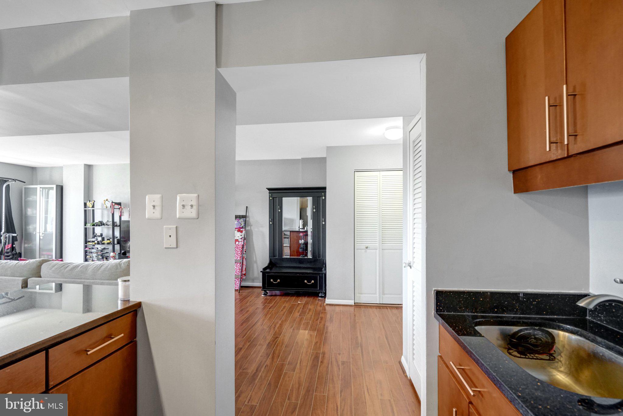 PAVILION ON THE PARK - Residential