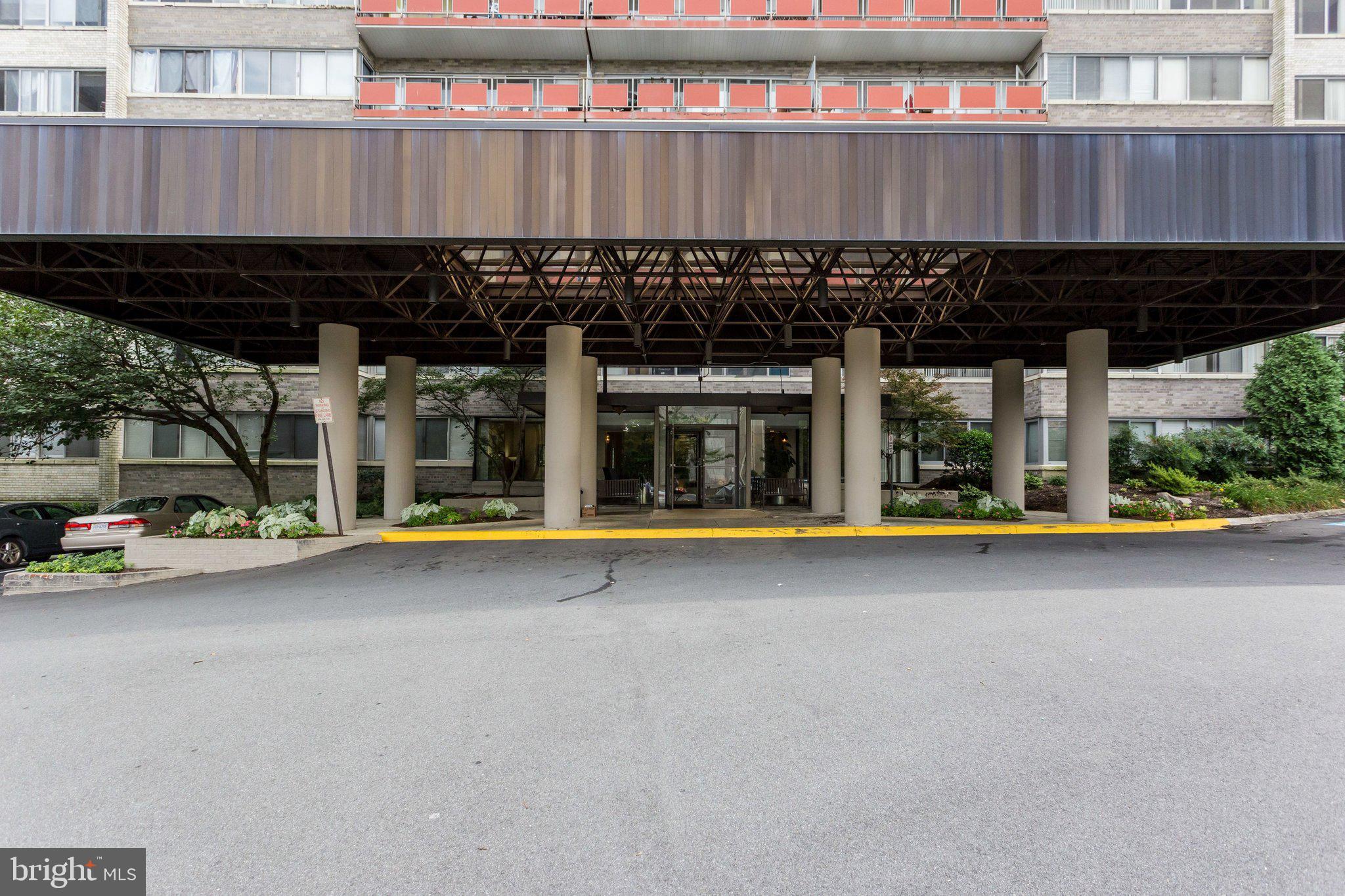 PAVILION ON THE PARK - Residential