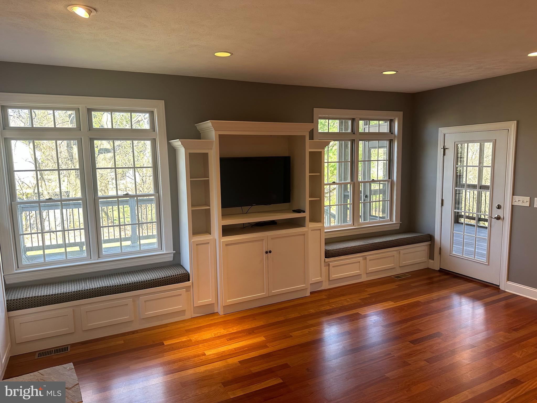 HAYMARKET - Residential