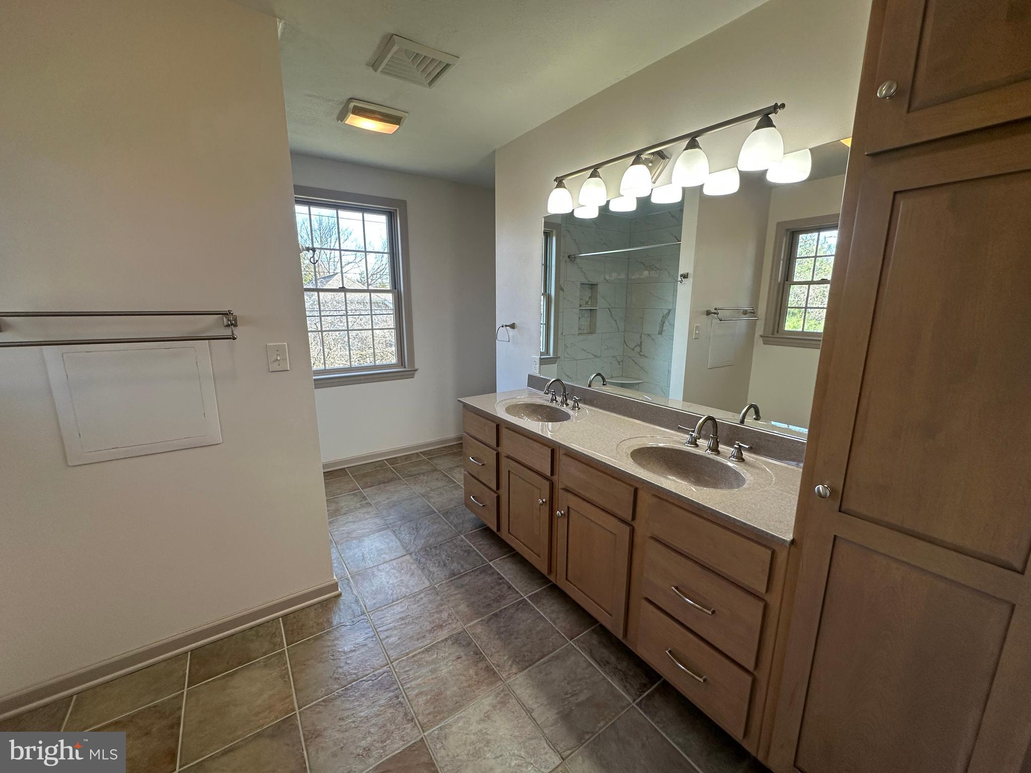 HAYMARKET - Residential