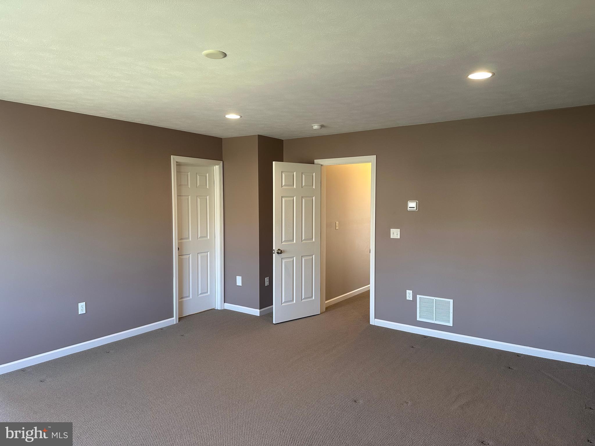 HAYMARKET - Residential