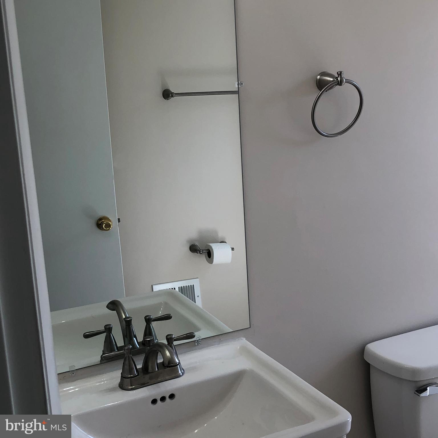 CLINTON HEIGHTS - Residential Lease