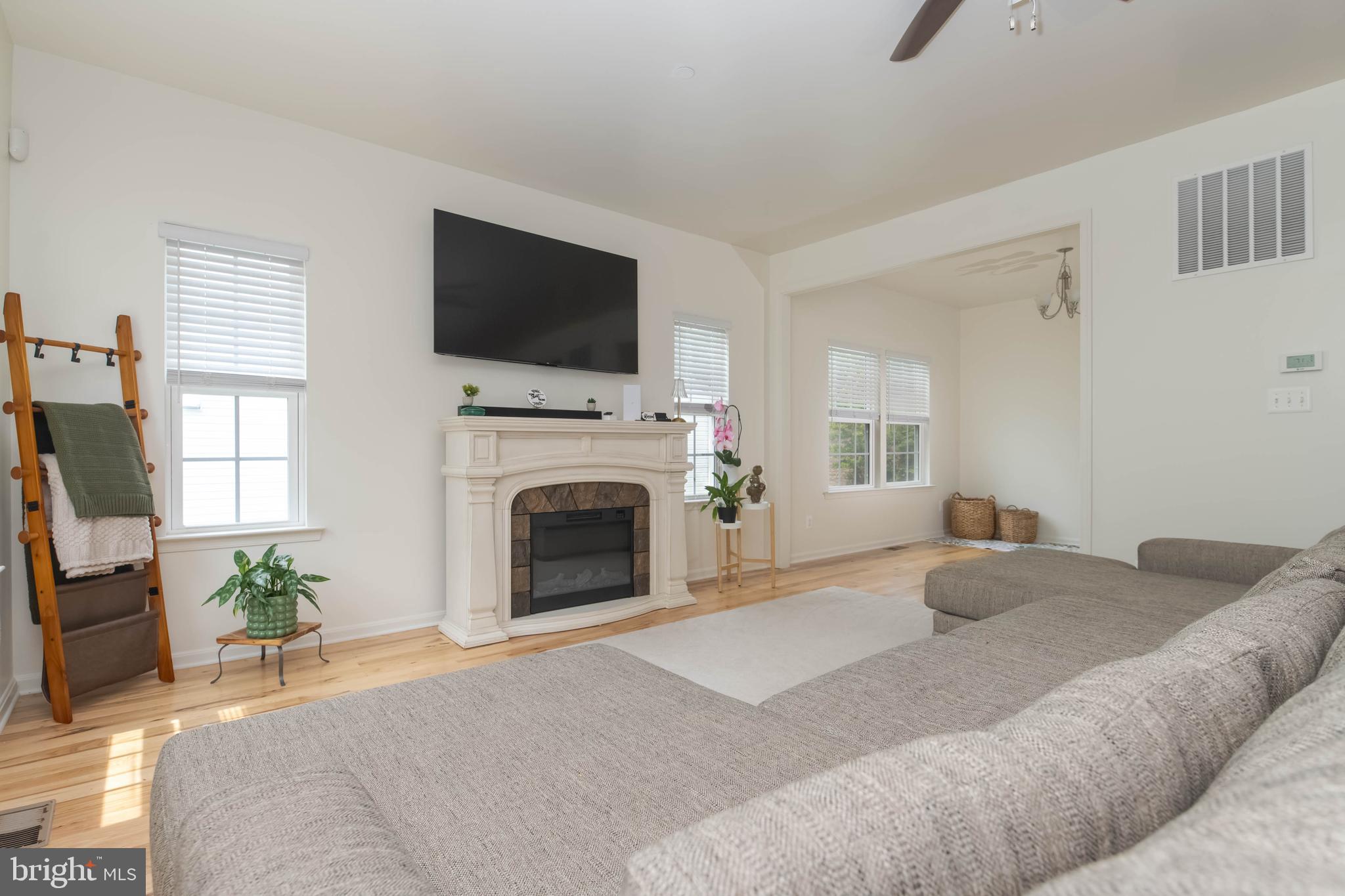 7903 SHIRLEY RIDGE