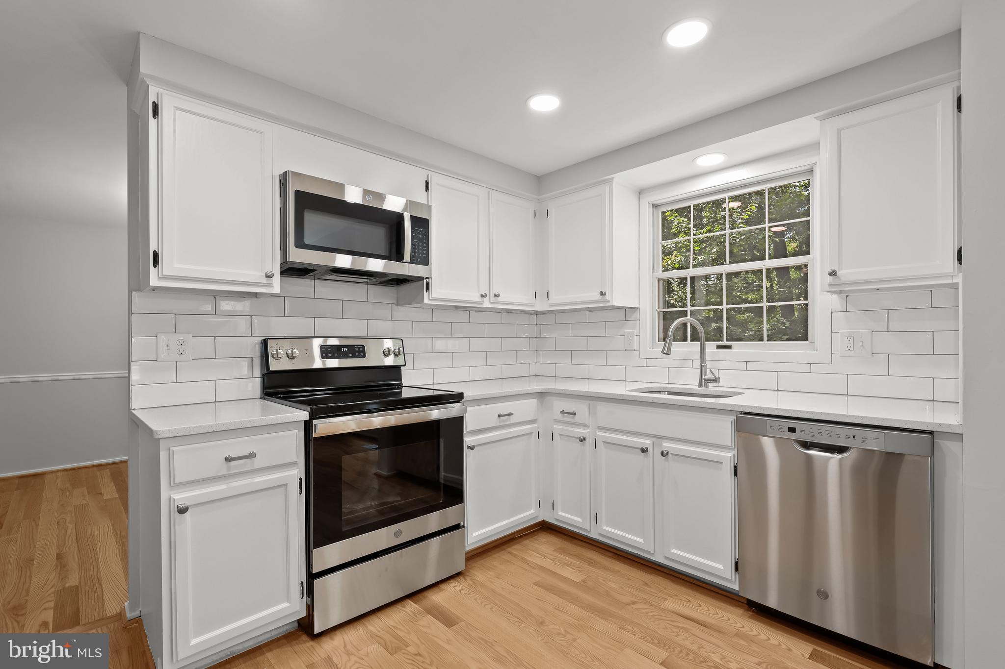 CARROLLTOWNE - Residential