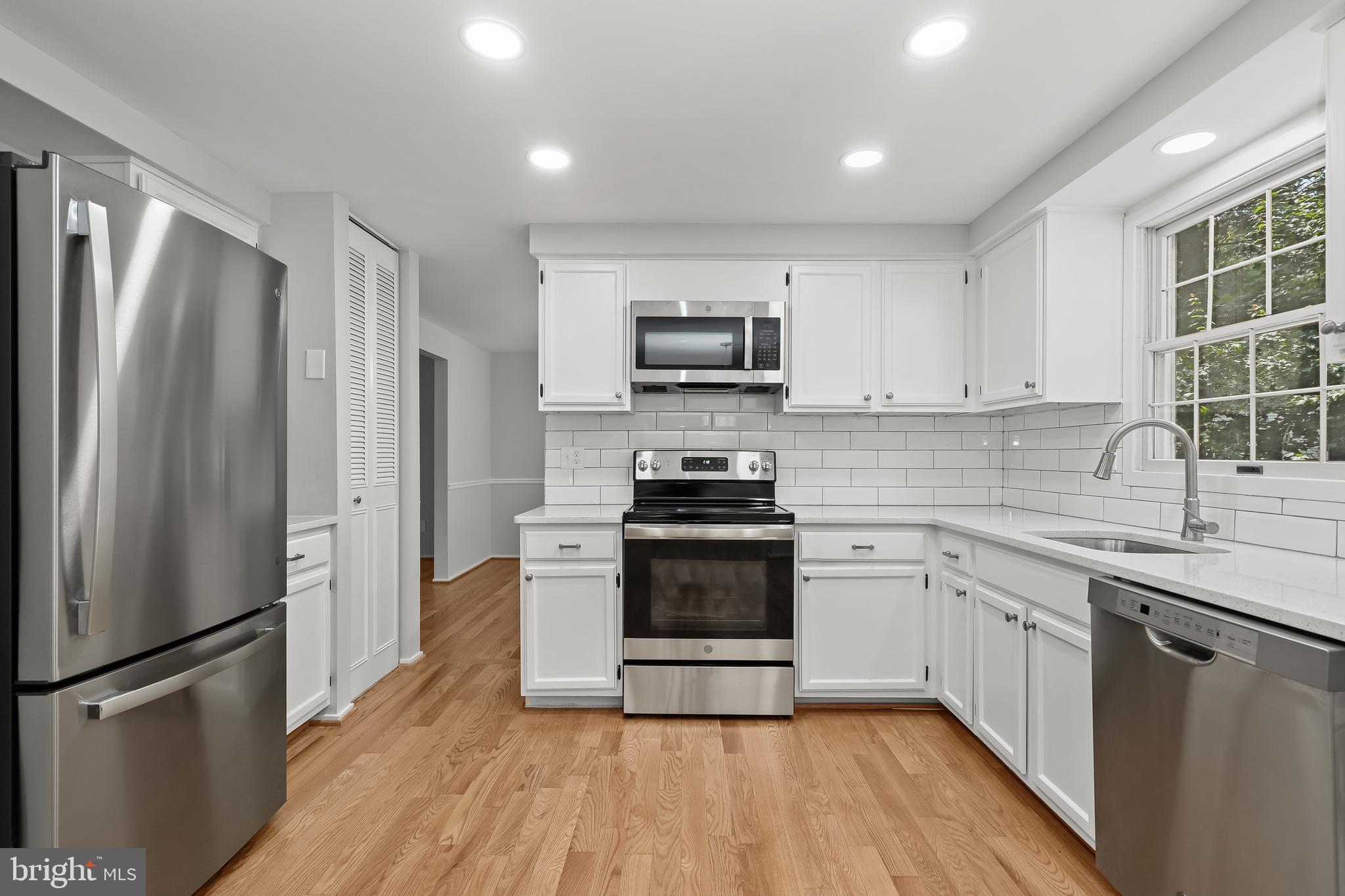 CARROLLTOWNE - Residential