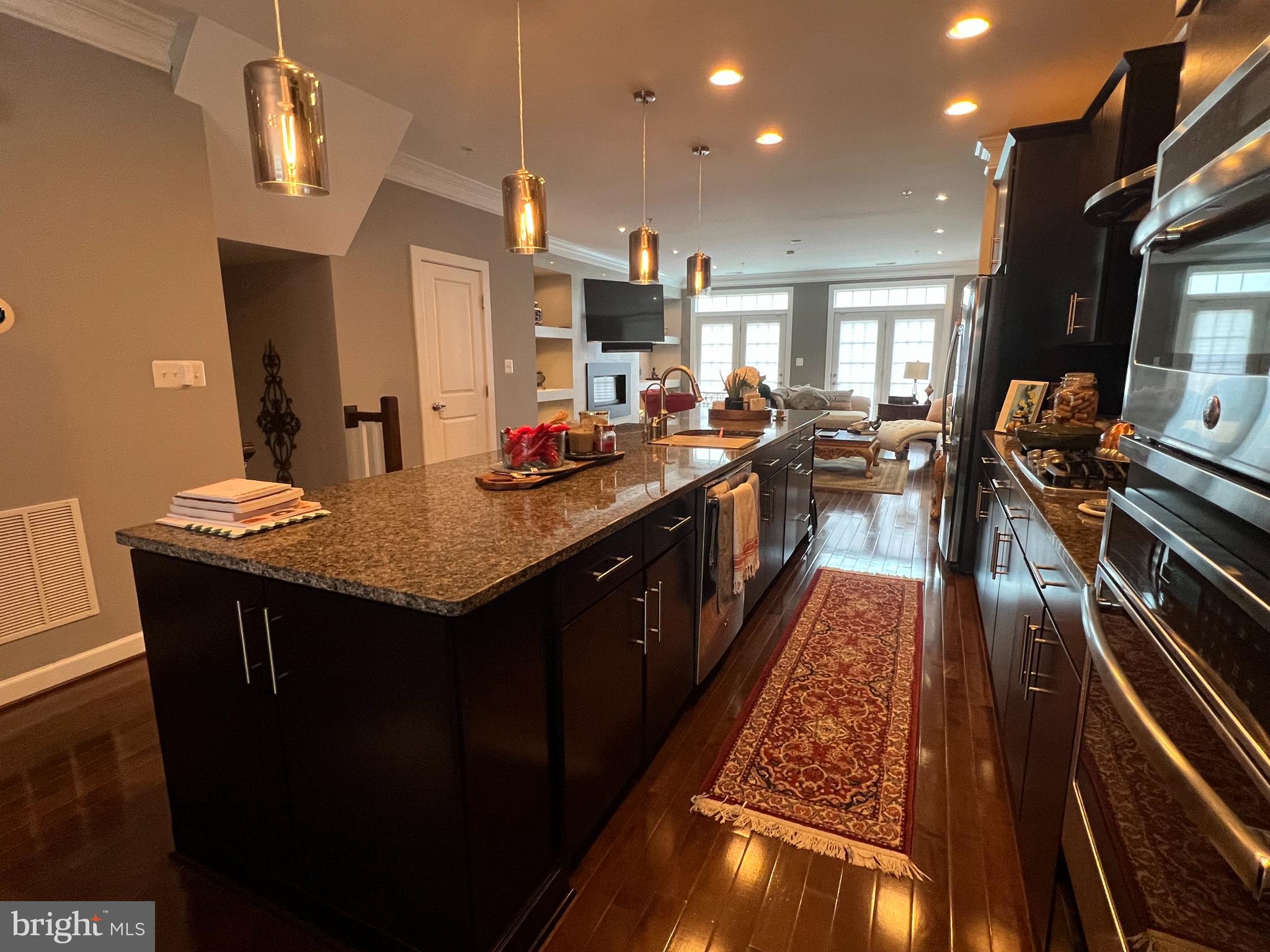 PARKSIDE - Residential Lease