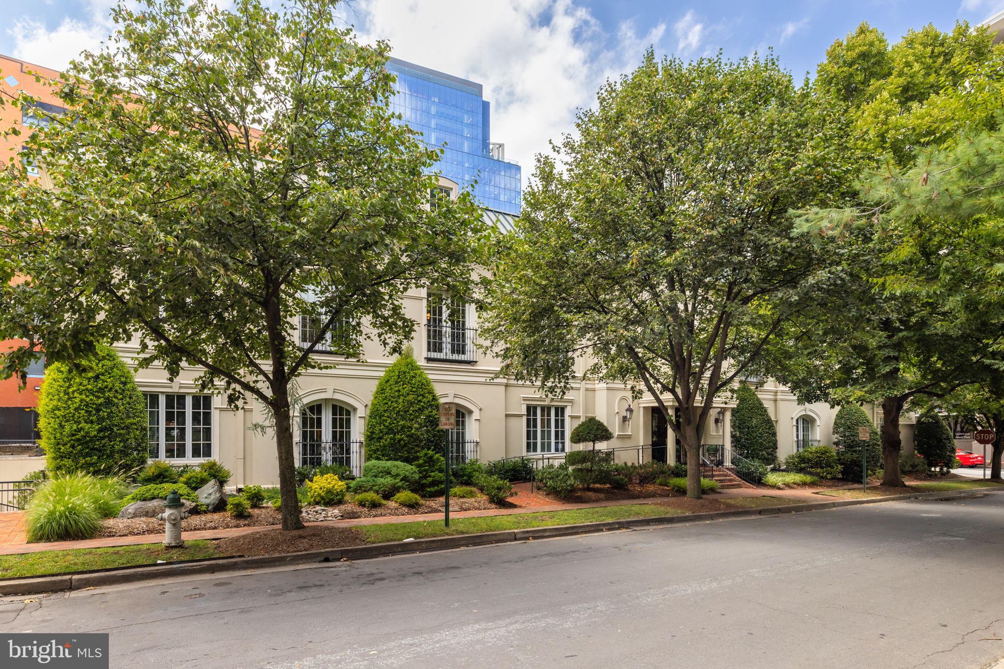 CHEVY CHASE - Residential