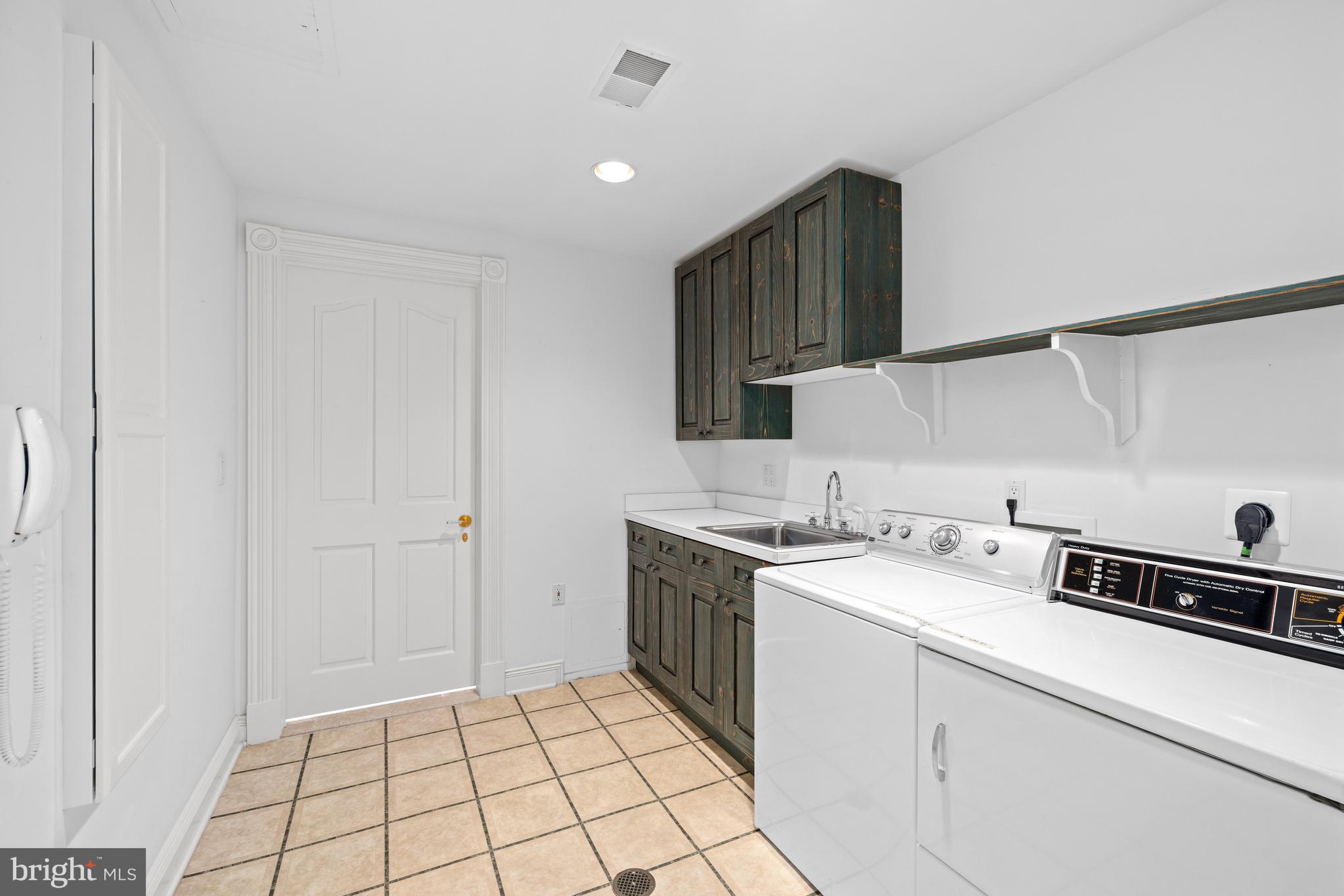 CHEVY CHASE - Residential