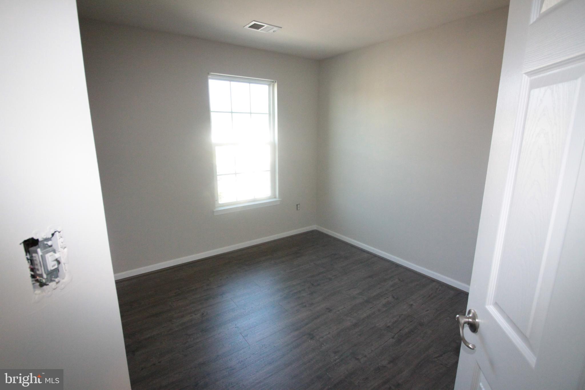 TANYARD SPRINGS - Residential Lease