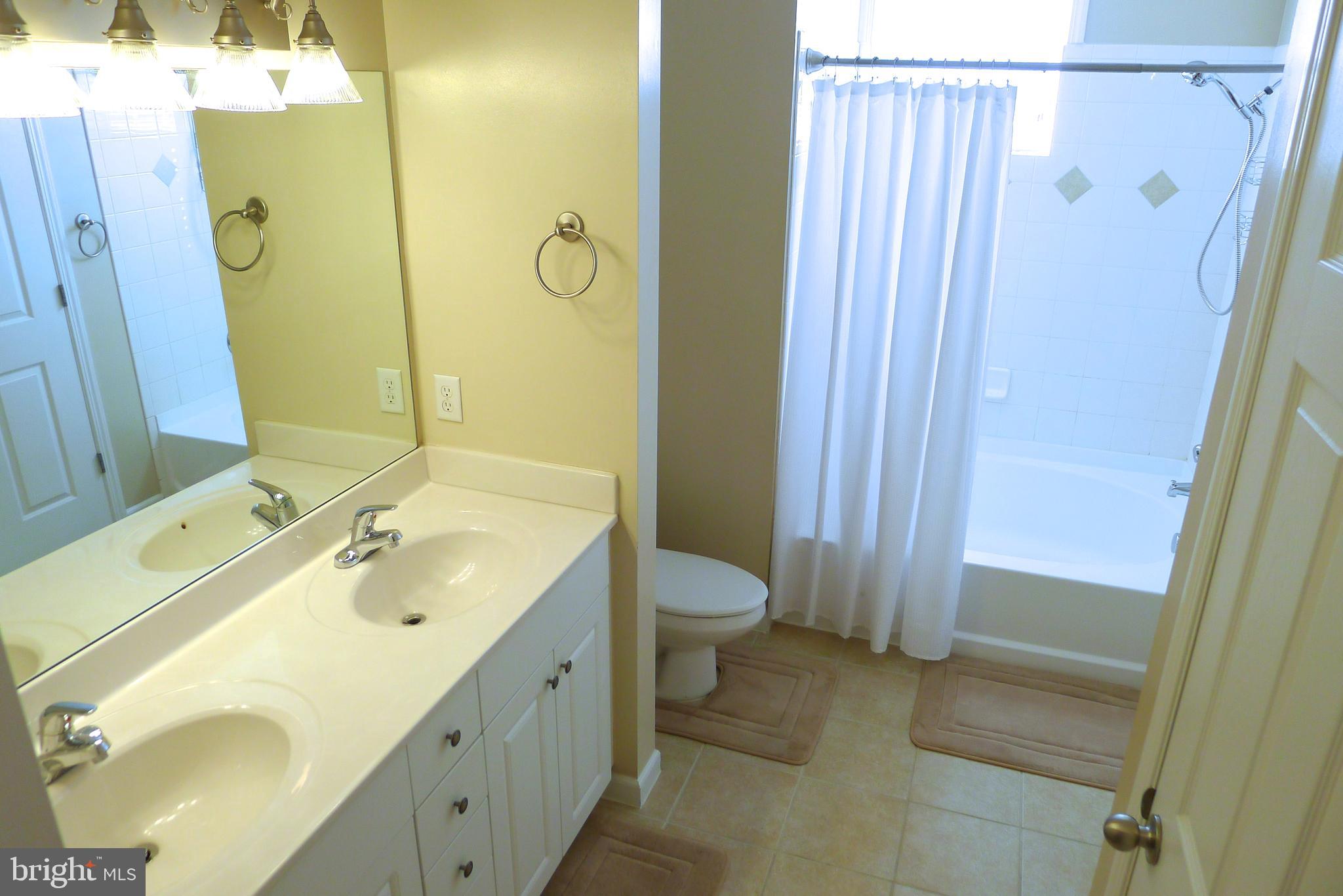 WESTCHESTER AT STRATFORD - Residential