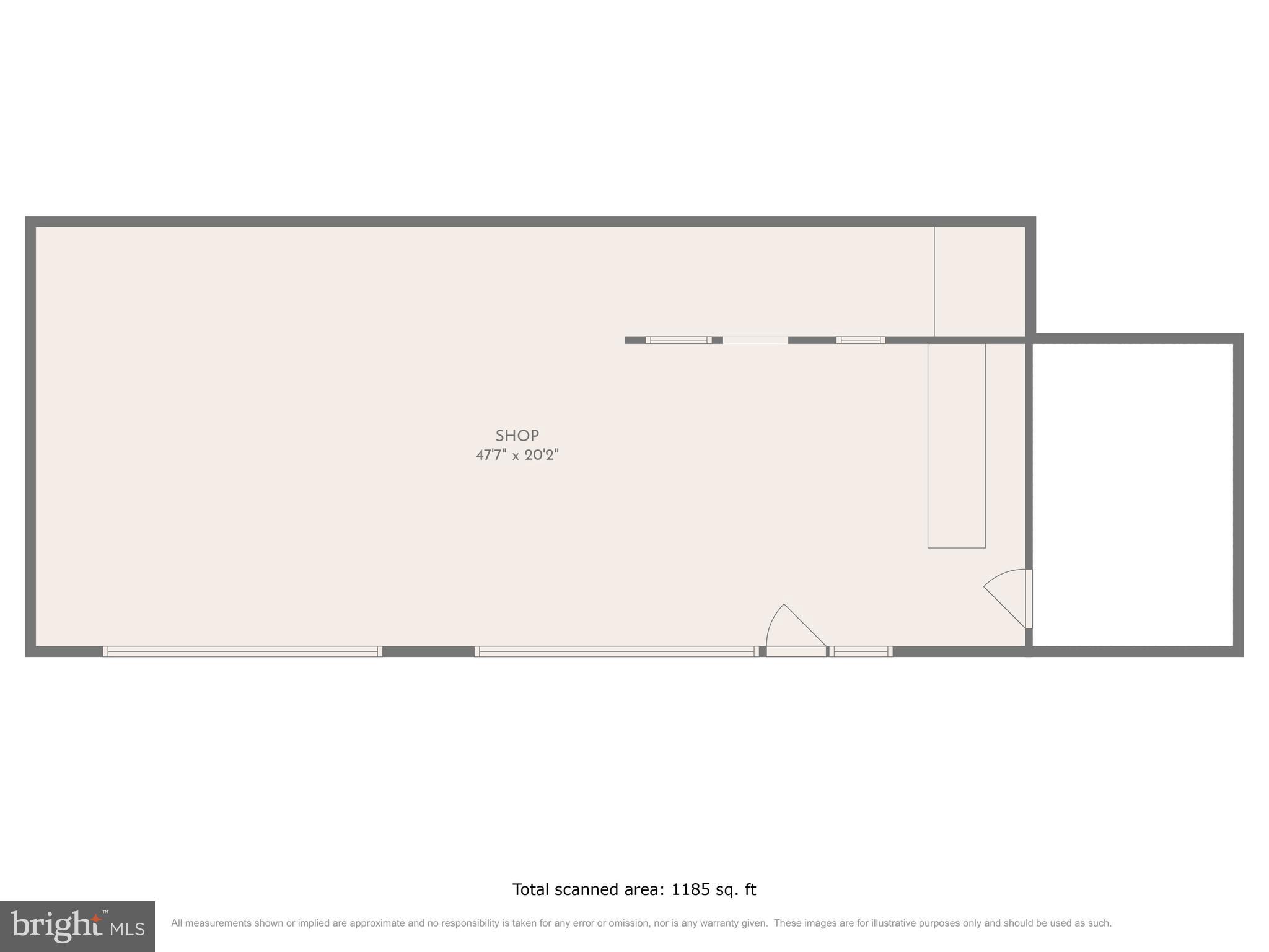 Main image without alt text