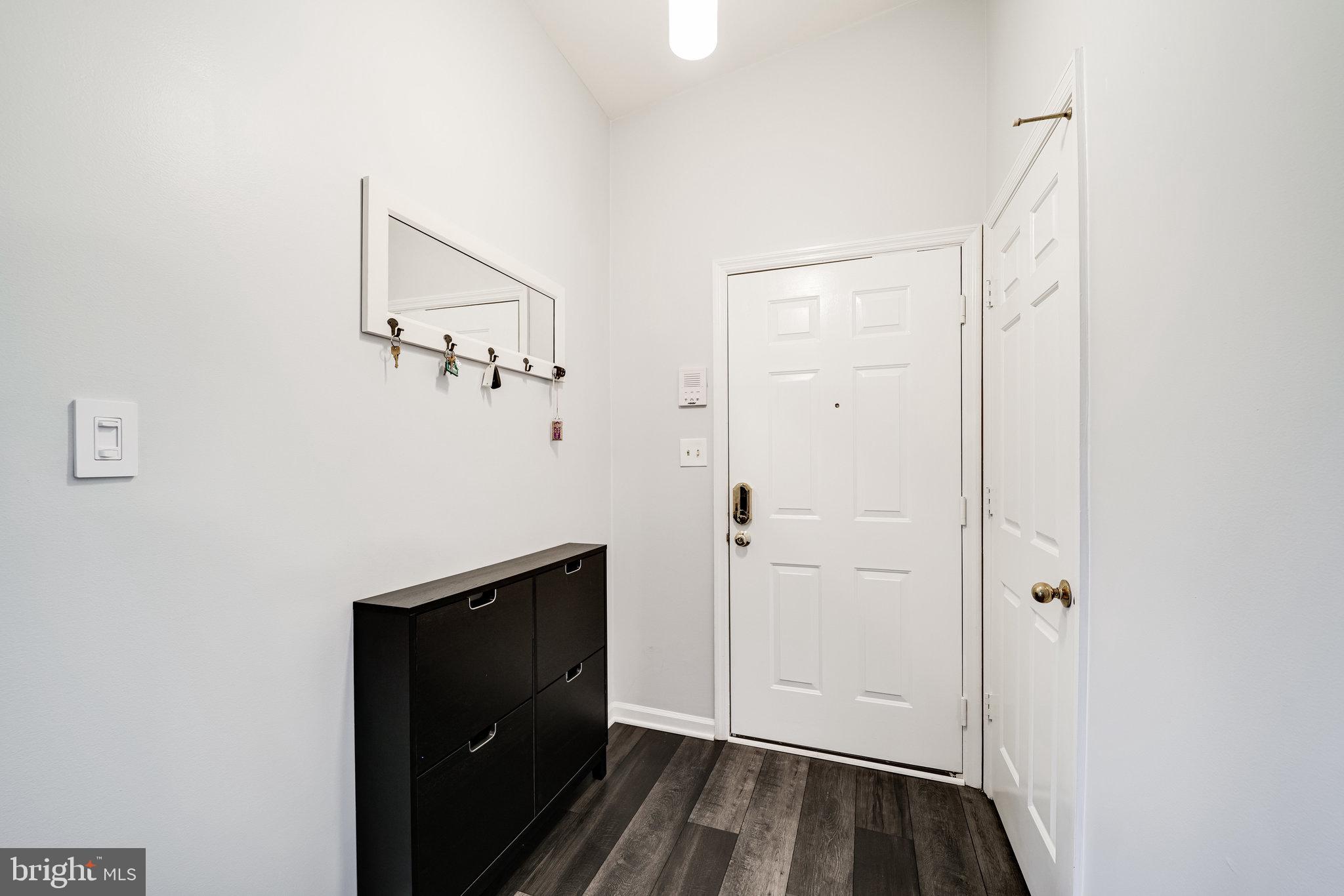 KINGSTOWNE - Residential Lease