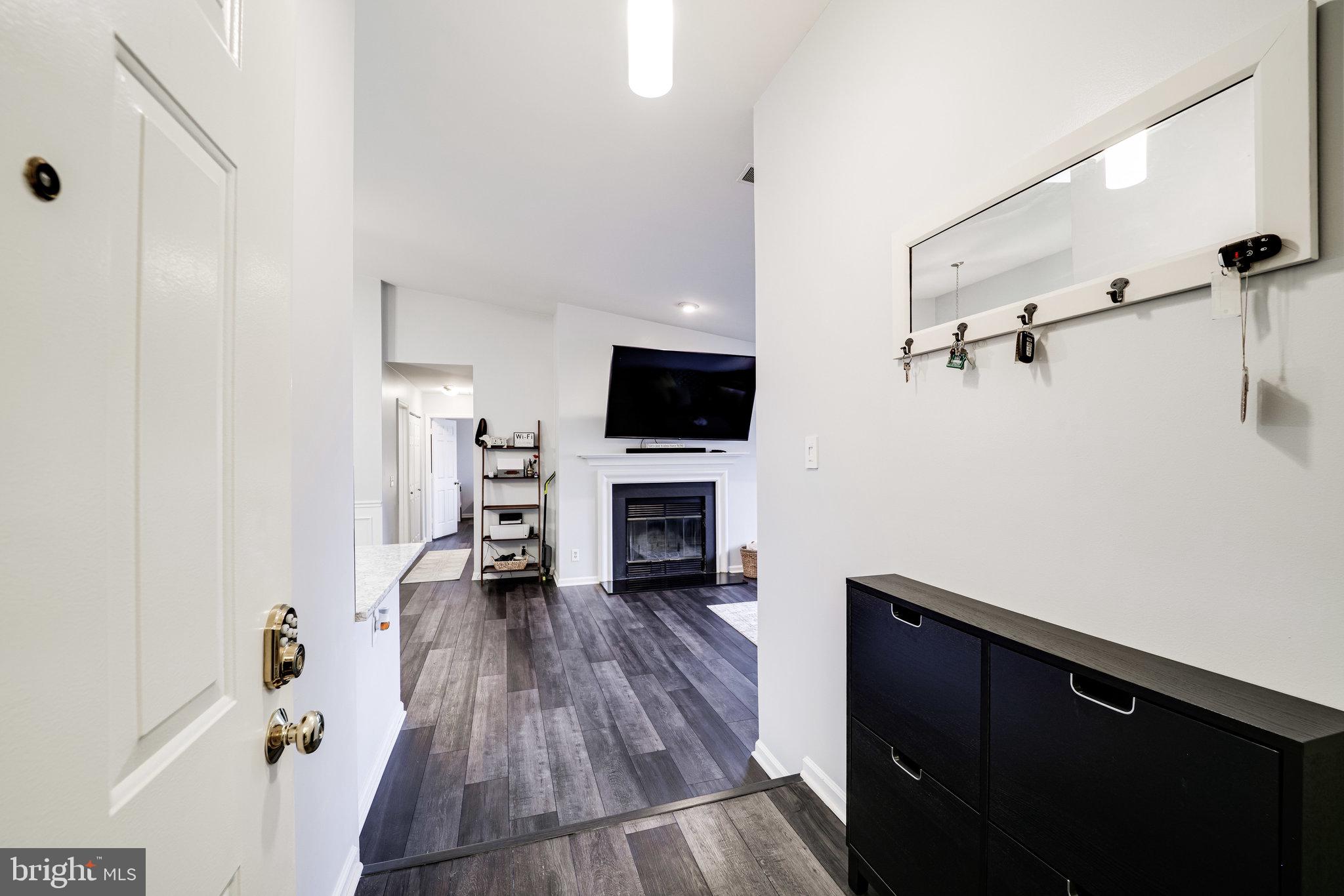 KINGSTOWNE - Residential Lease