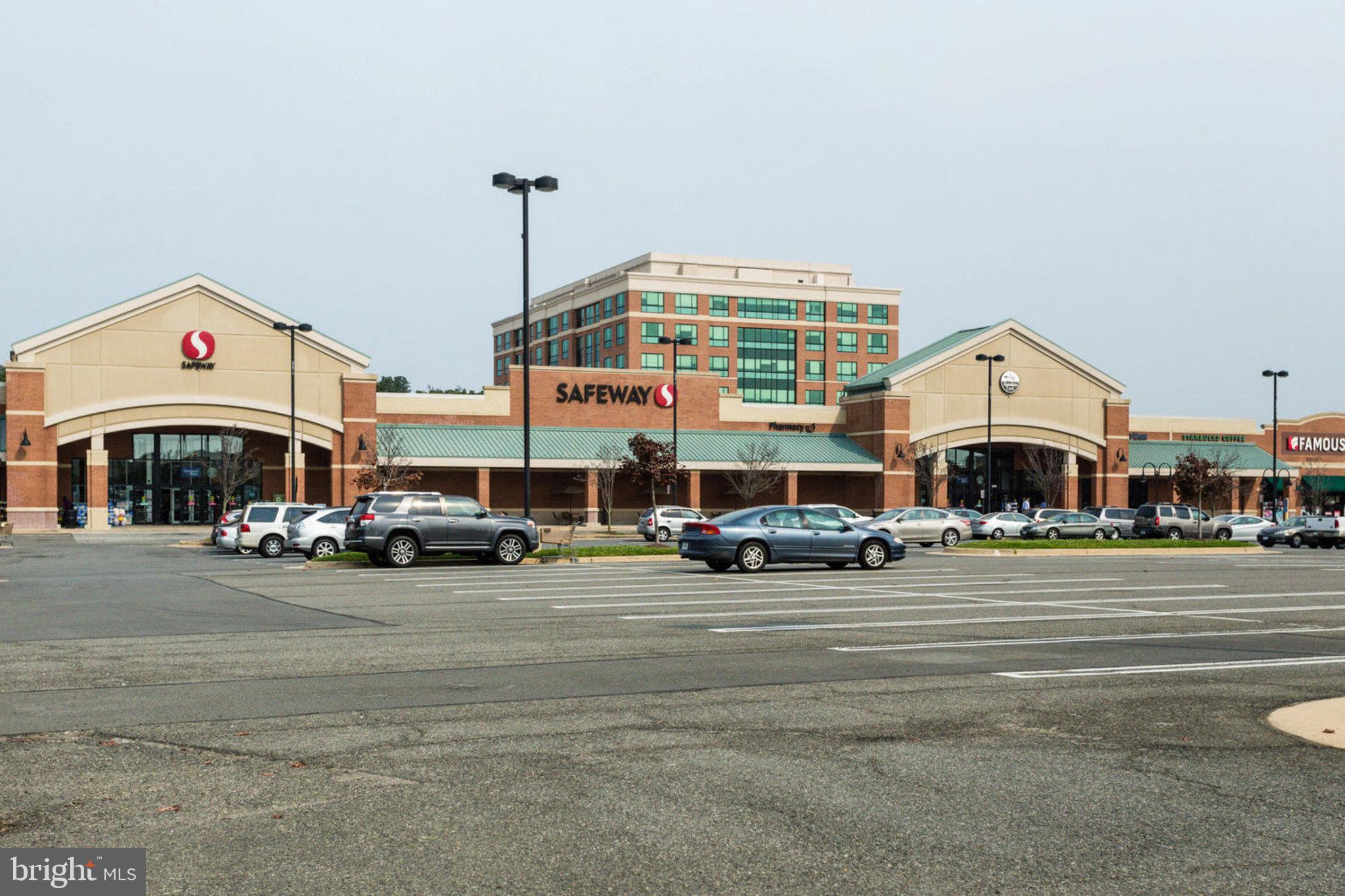 KINGSTOWNE - Residential Lease