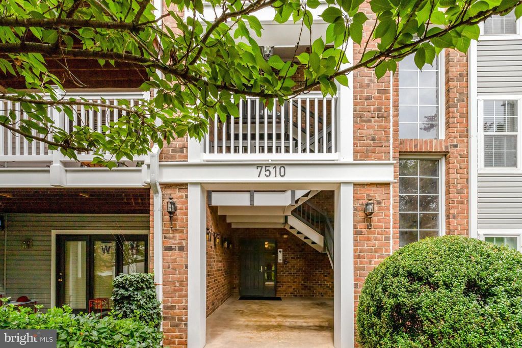 Photo of 7510 Ashby Lane #J, ALEXANDRIA, VA 22315 (MLS # VAFX2261674)