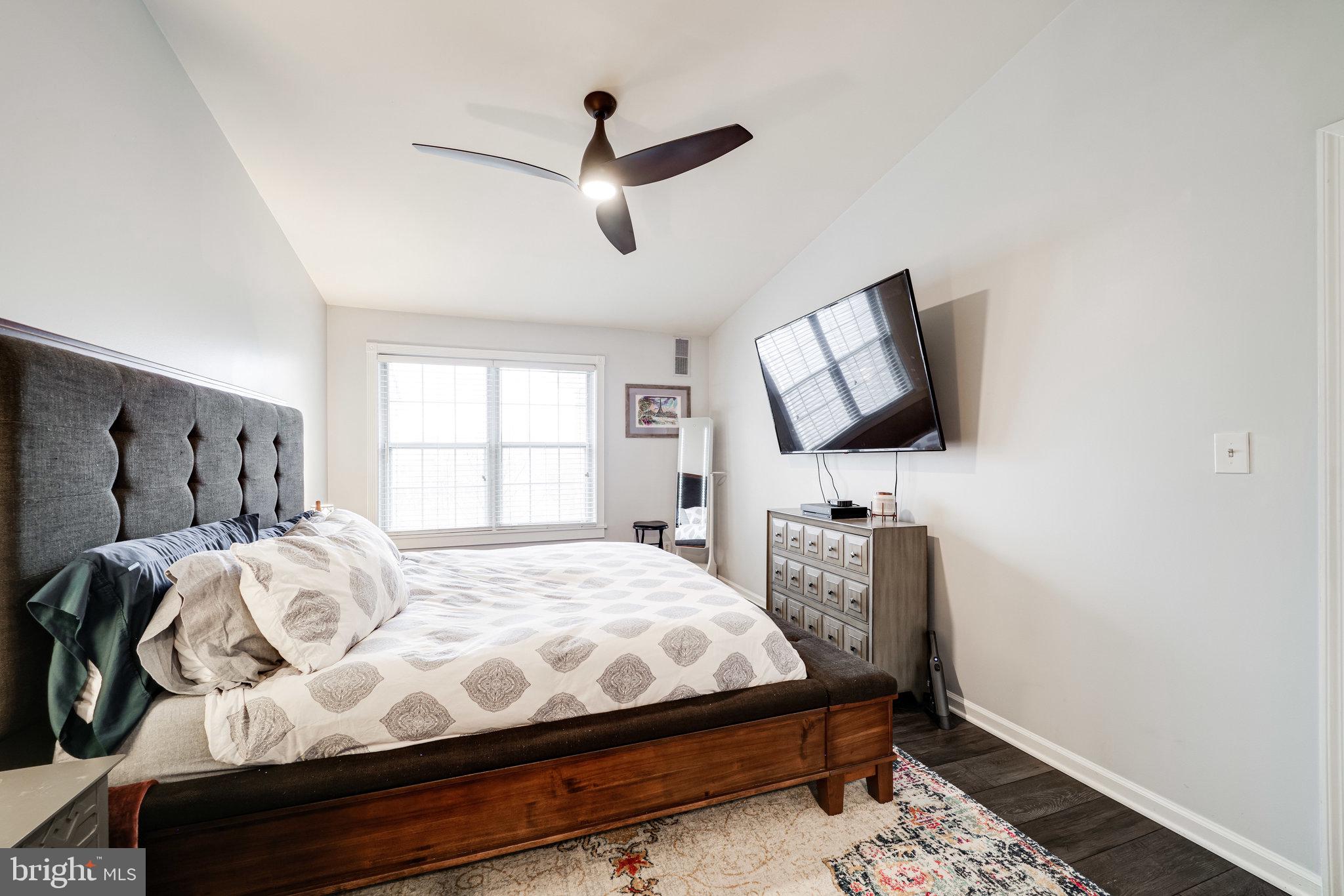 KINGSTOWNE - Residential Lease