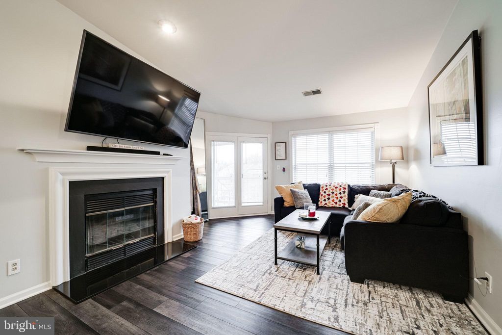 Photo of 7510 Ashby Lane #J, ALEXANDRIA, VA 22315 (MLS # VAFX2261674)