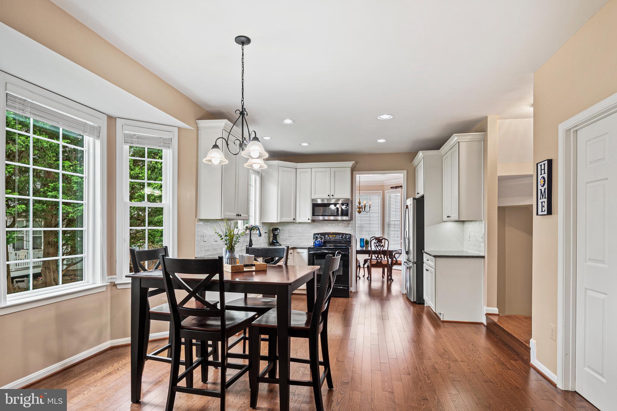 OAK TREE - Residential