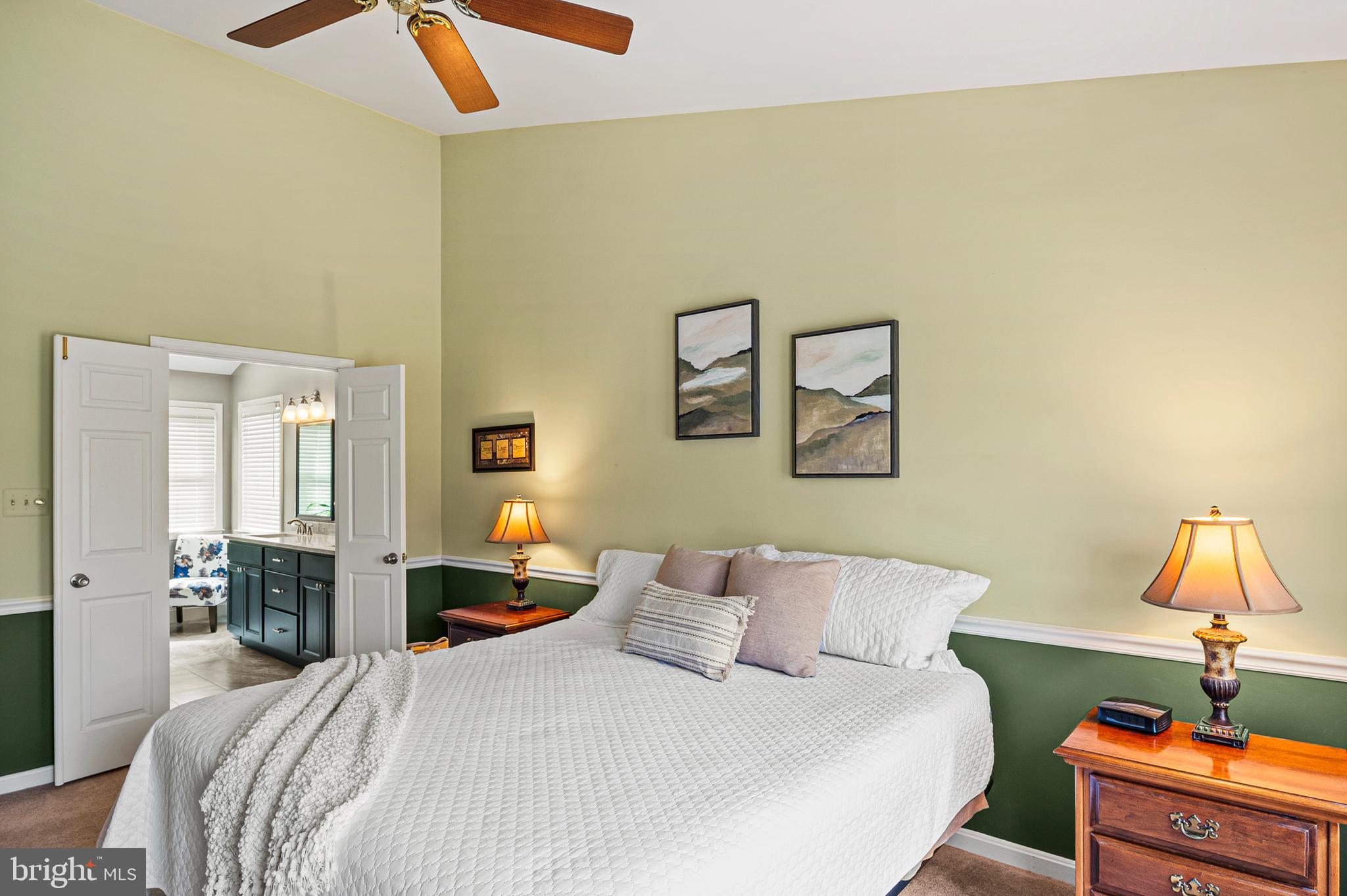 OAK TREE - Residential