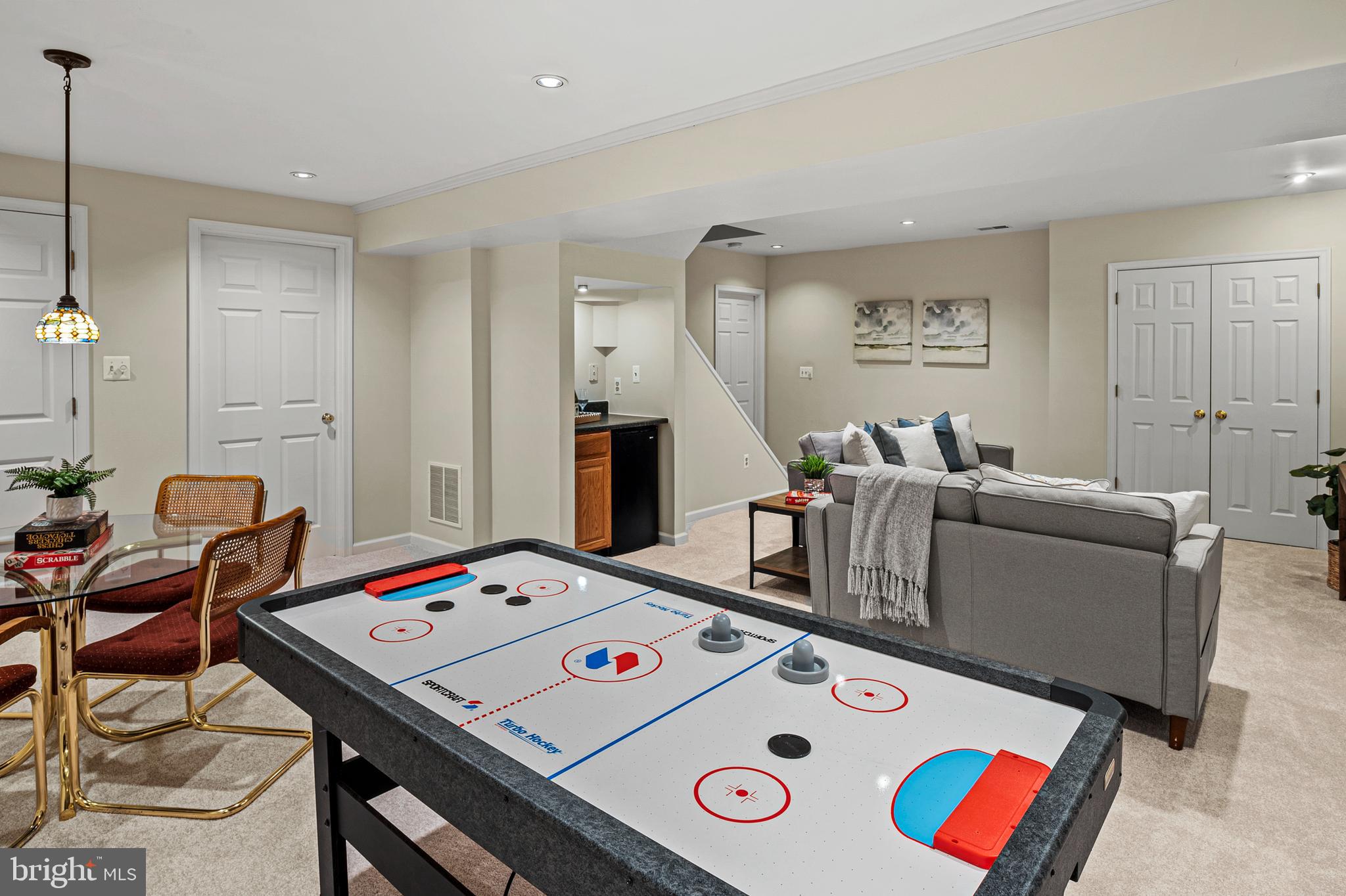 OAK TREE - Residential