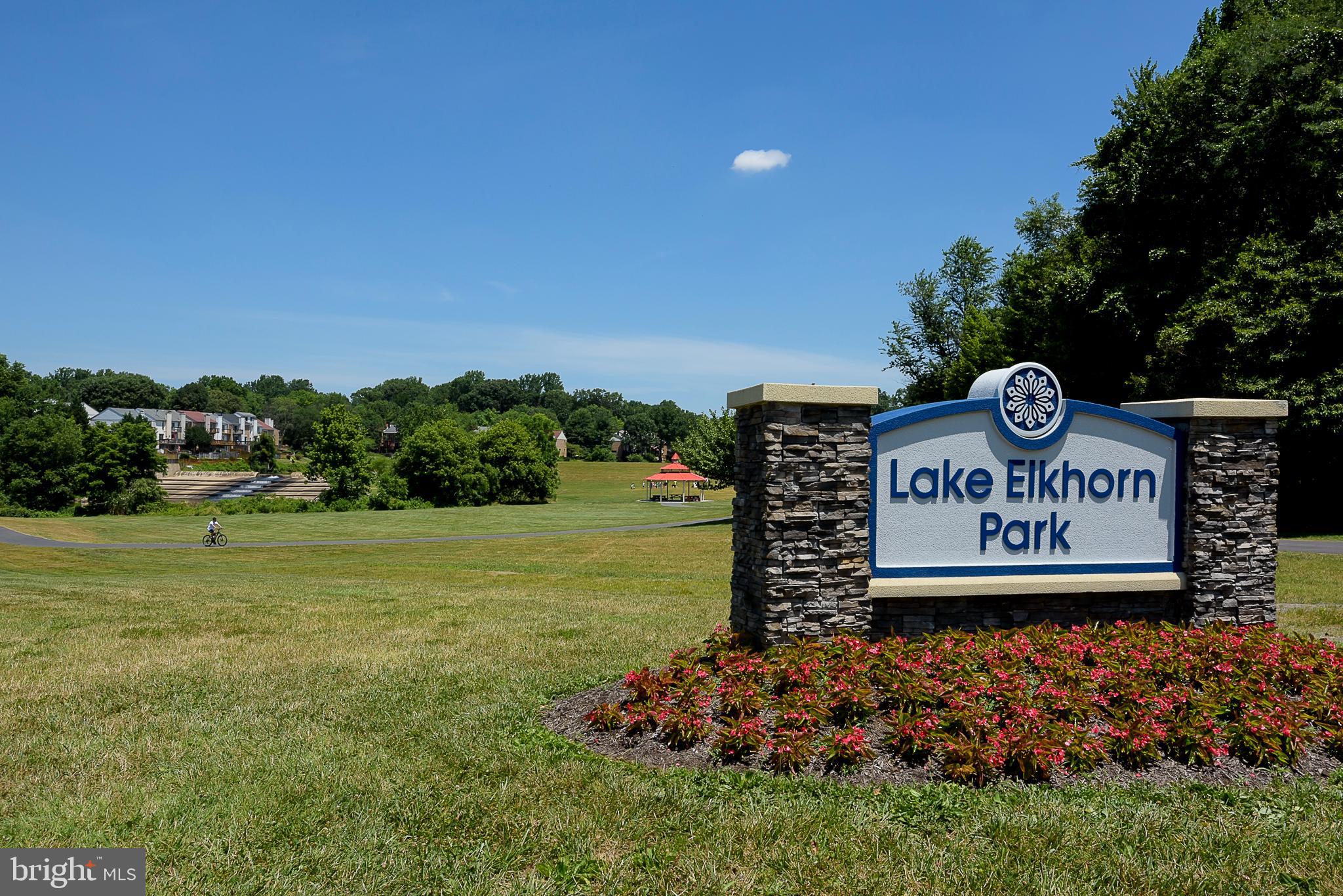 OAK TREE - Residential