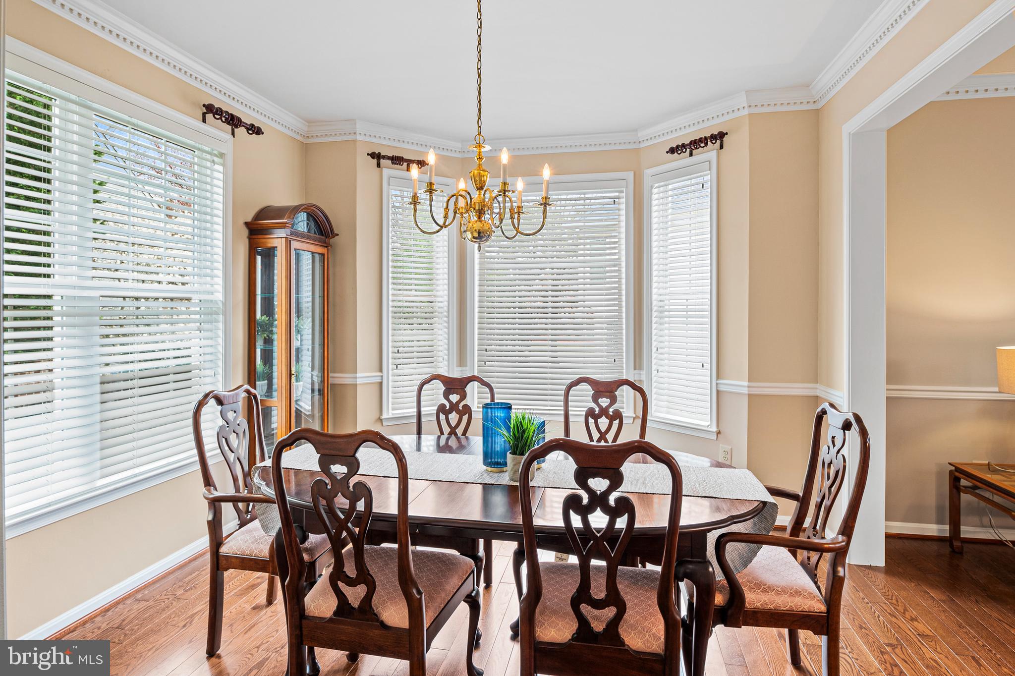 OAK TREE - Residential