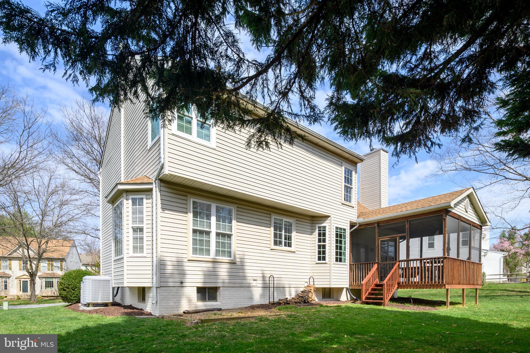 OAK TREE - Residential