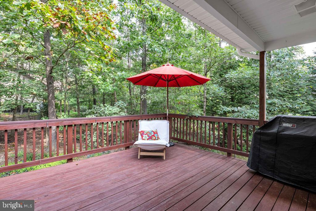 LAKE HOLIDAY ESTATES - Residential