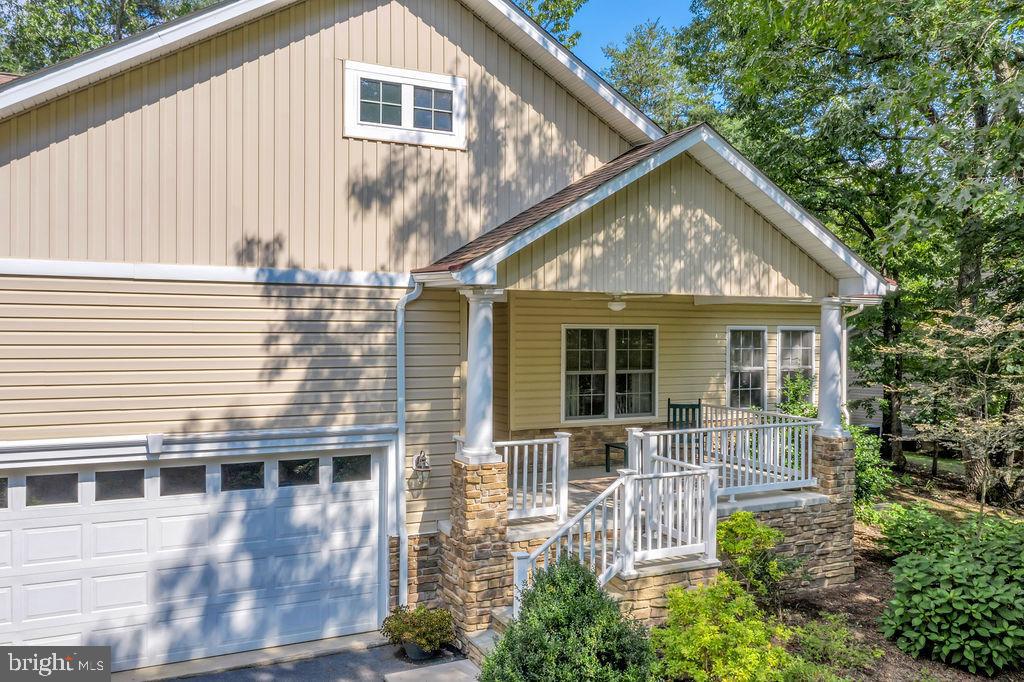 LAKE HOLIDAY ESTATES - Residential