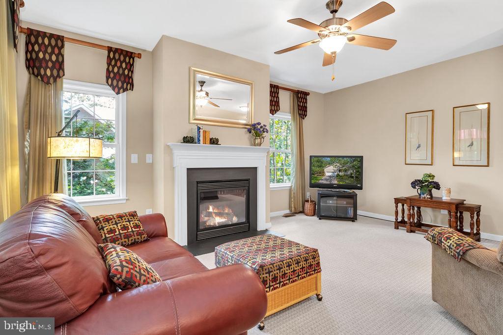 LAKE HOLIDAY ESTATES - Residential