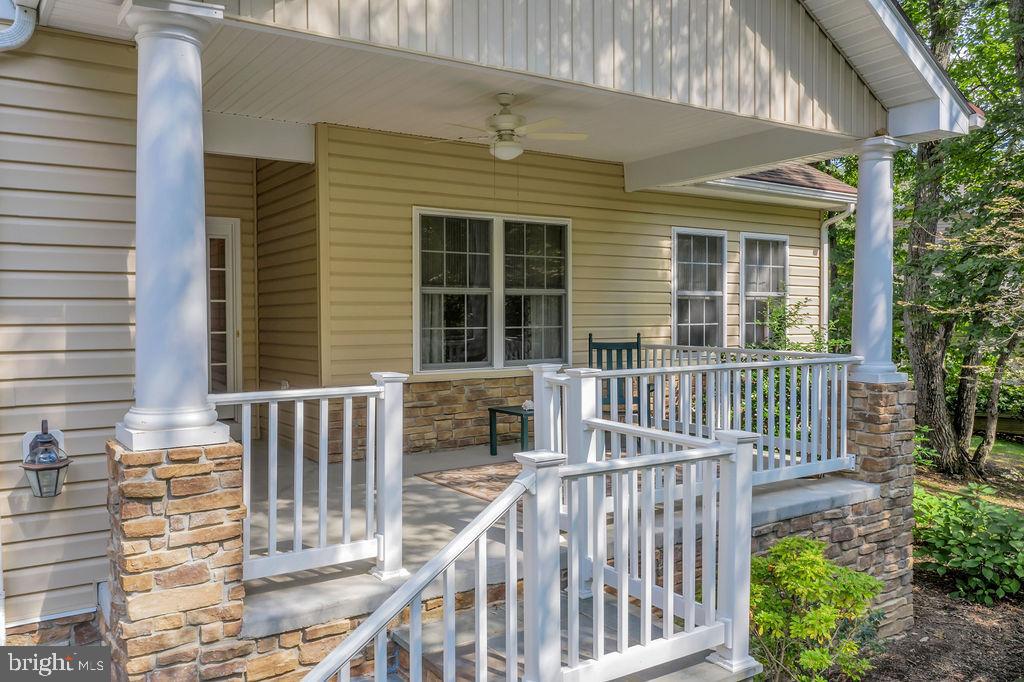 LAKE HOLIDAY ESTATES - Residential