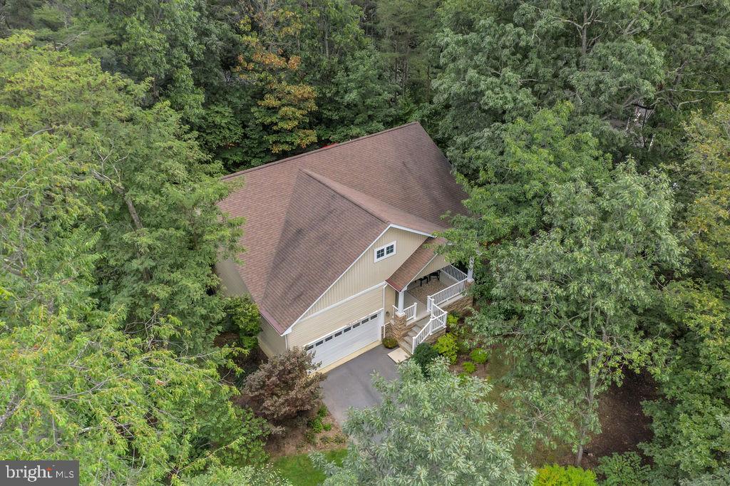 LAKE HOLIDAY ESTATES - Residential