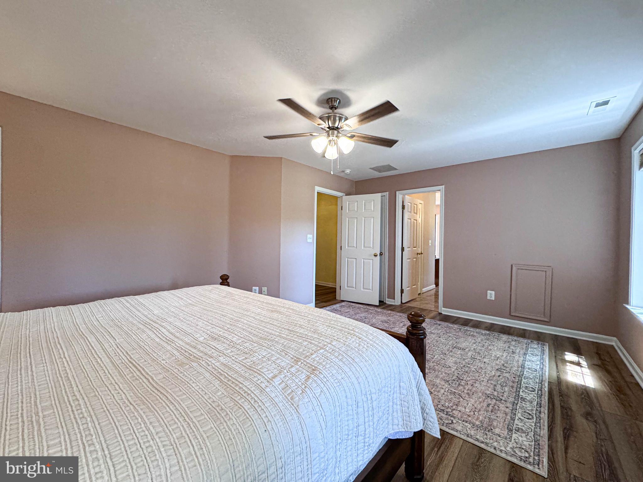SWANN POINT - Residential