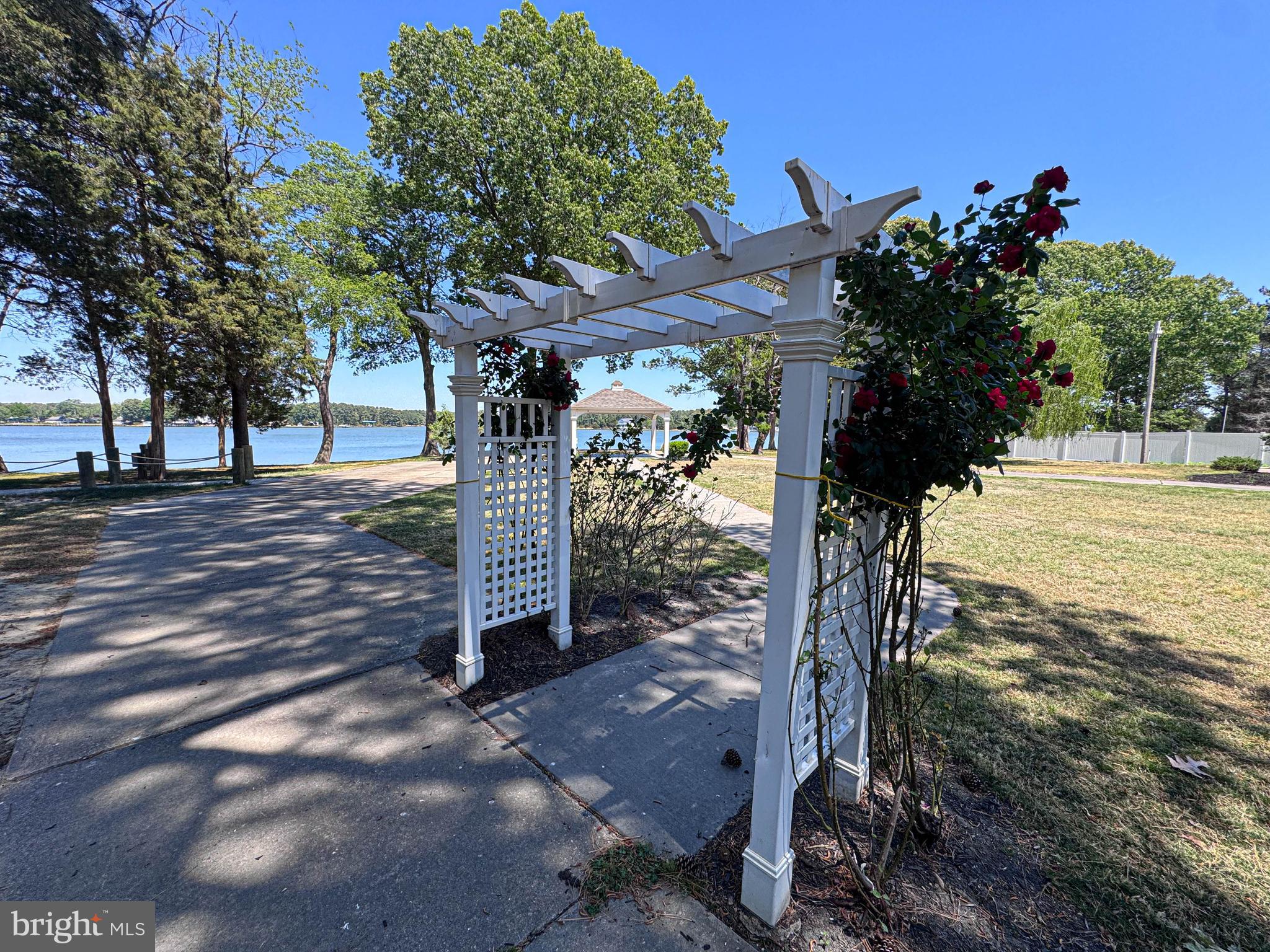 SWANN POINT - Residential