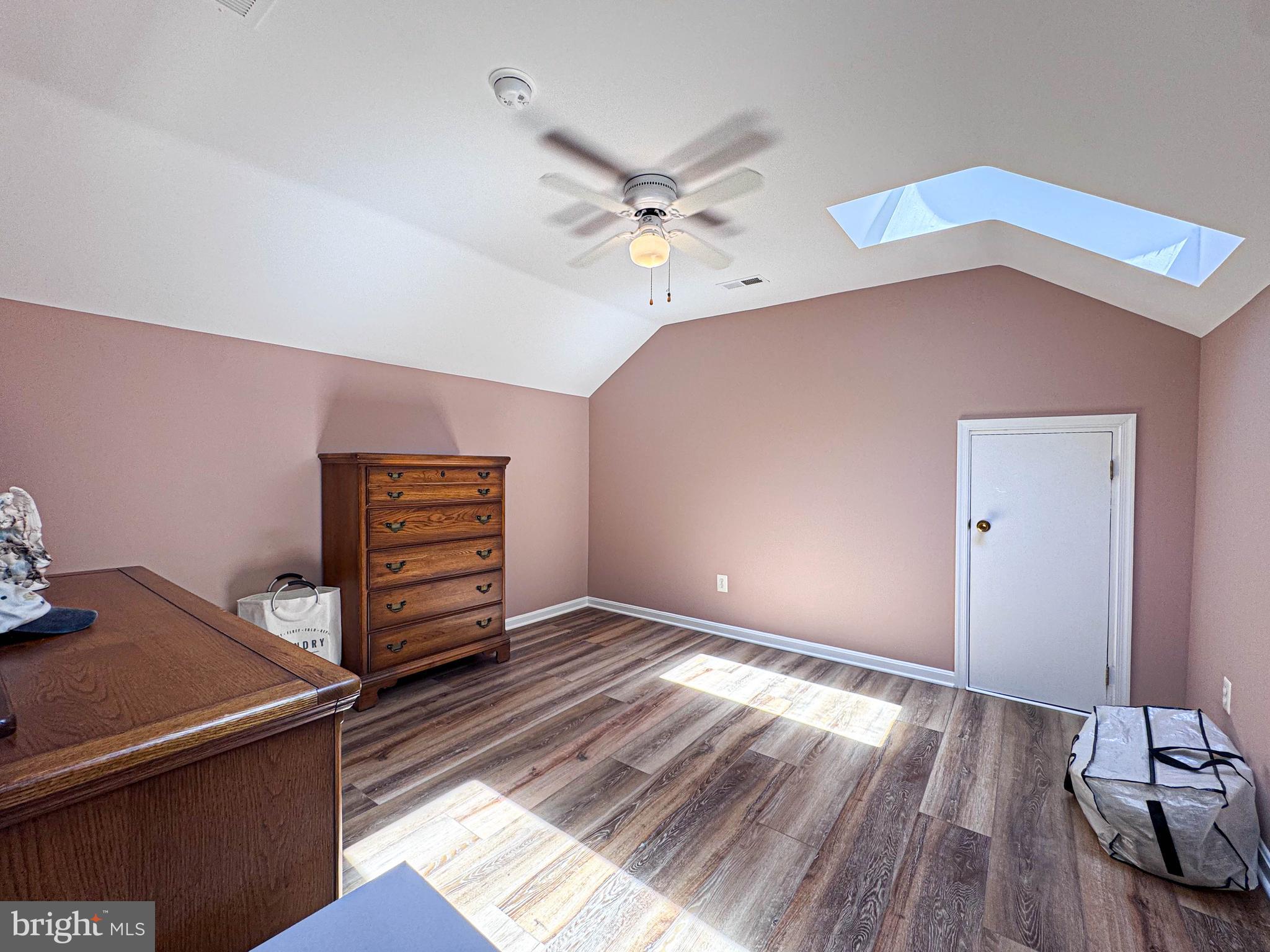SWANN POINT - Residential