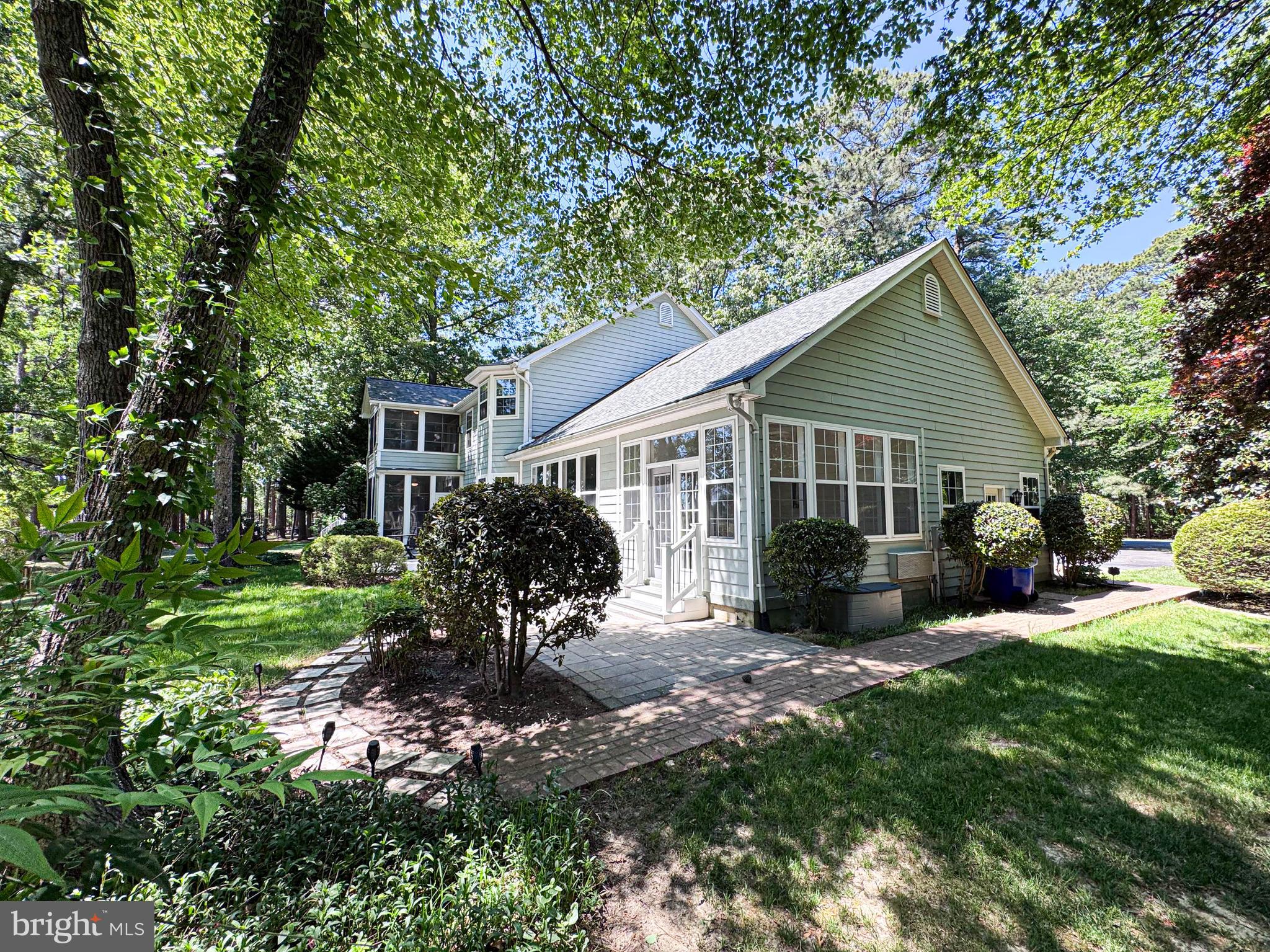 SWANN POINT - Residential
