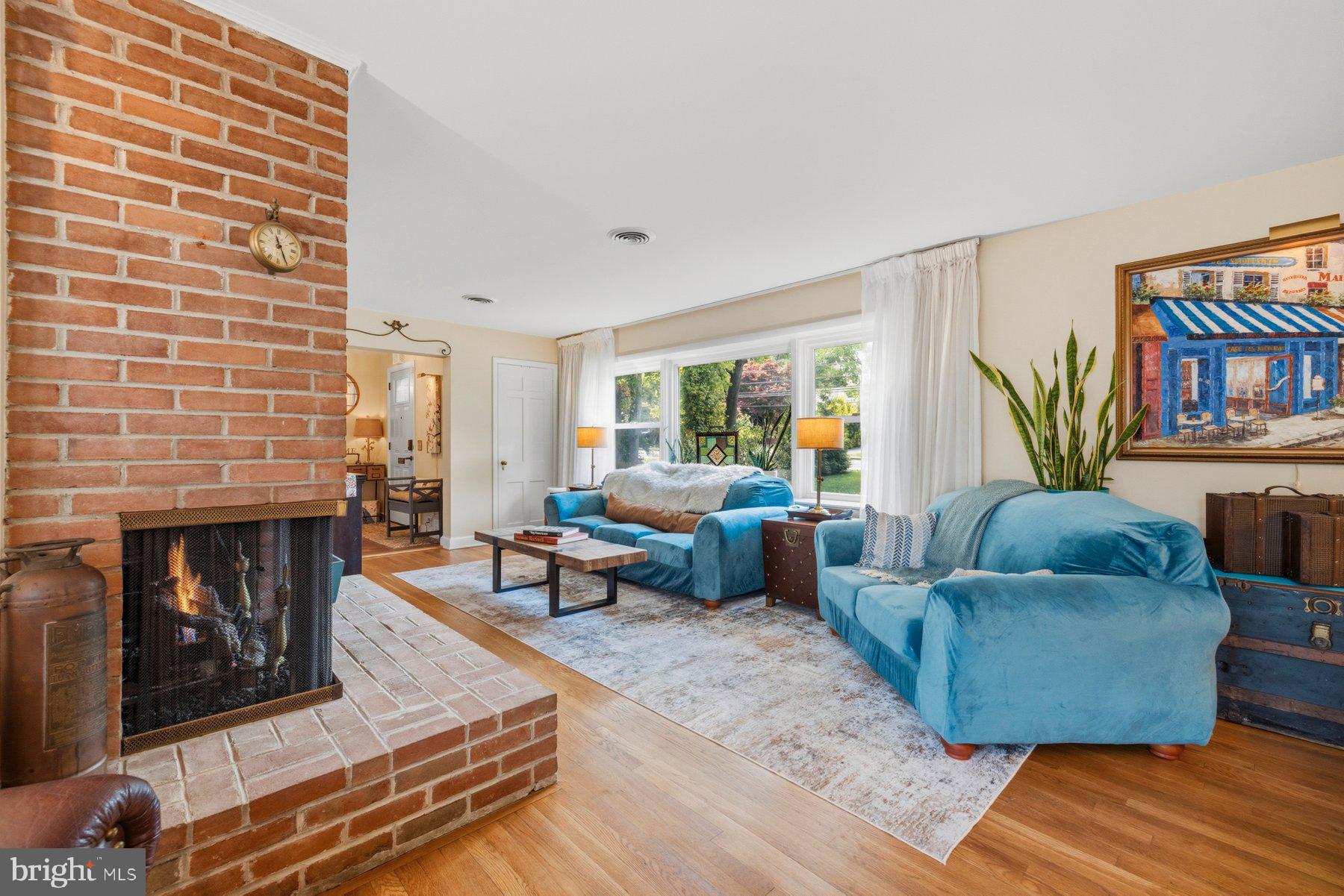 CHEVY CHASE - Residential