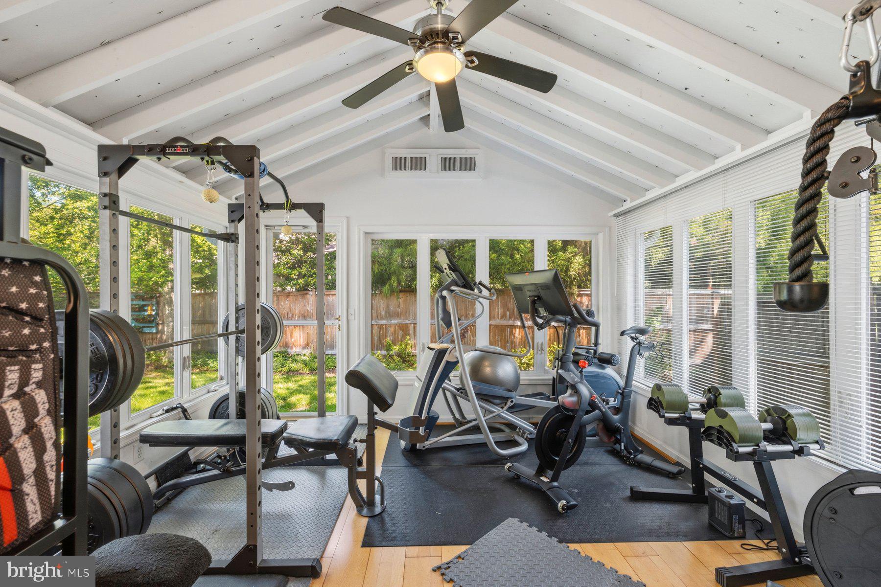 CHEVY CHASE - Residential